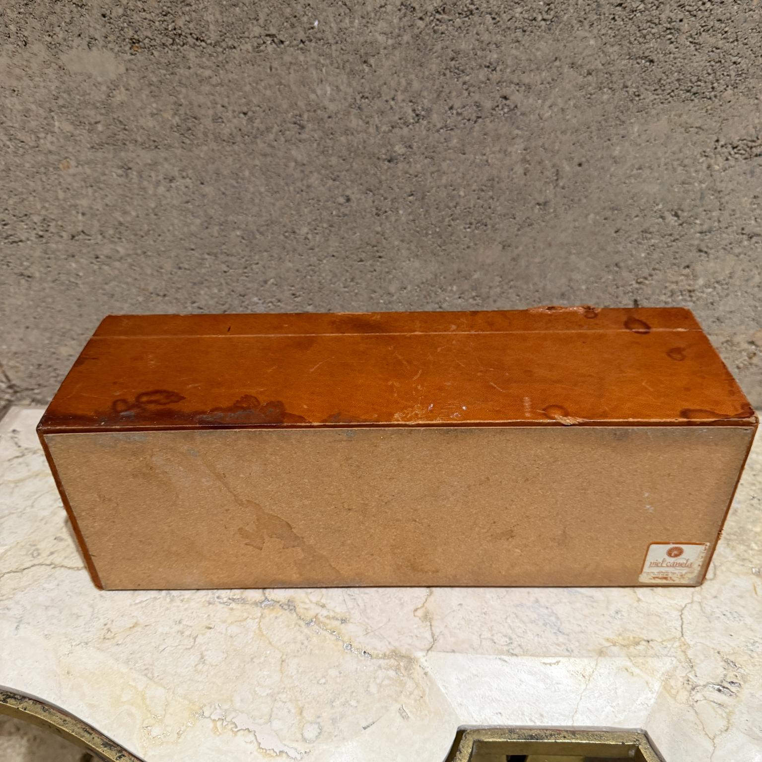 1980s Leather Sectioned Box Piel Canela Juarez Città del Messico in vendita 10