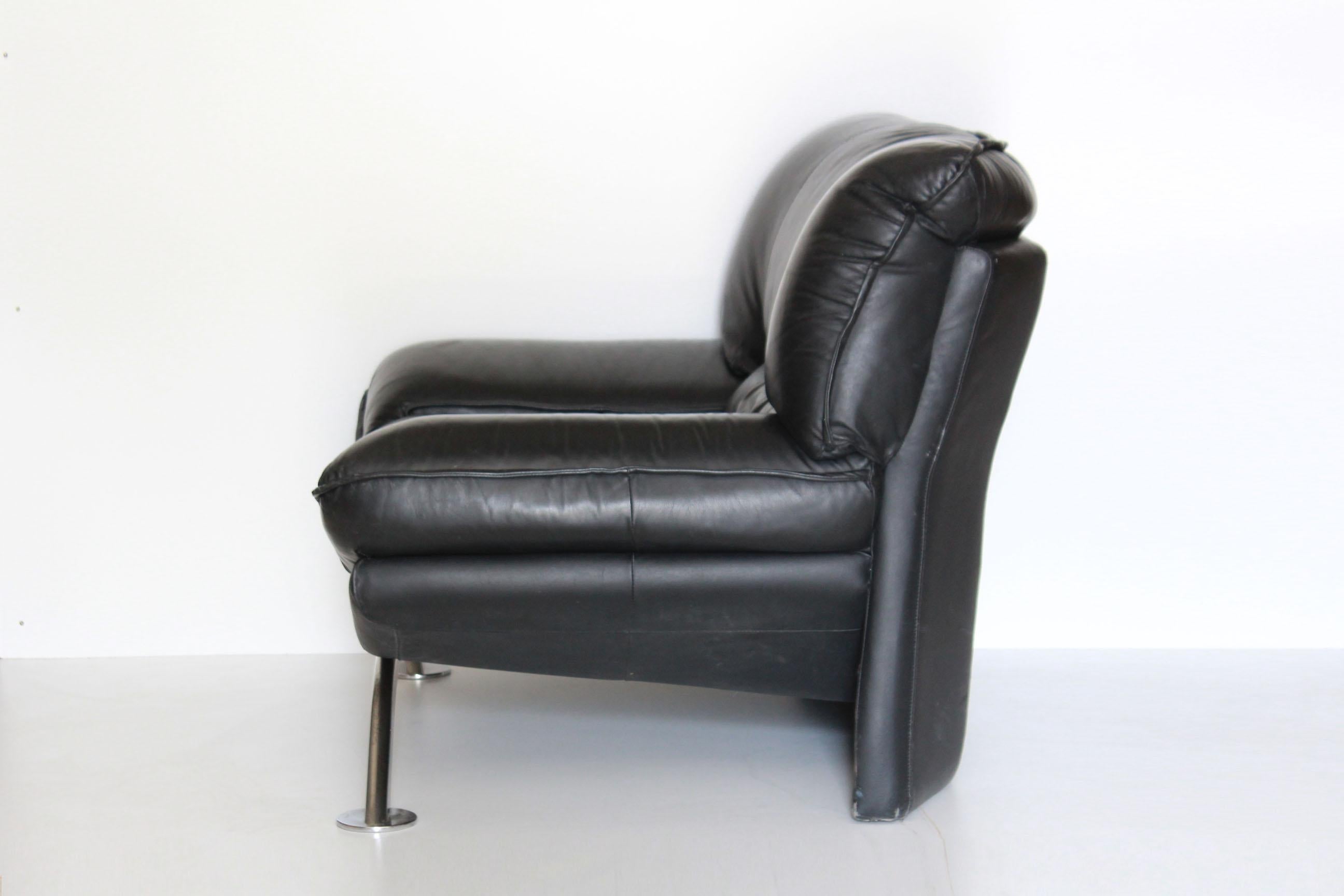 Italian Vintage Black Leather Armchairs, Set of Two, italy 1980s