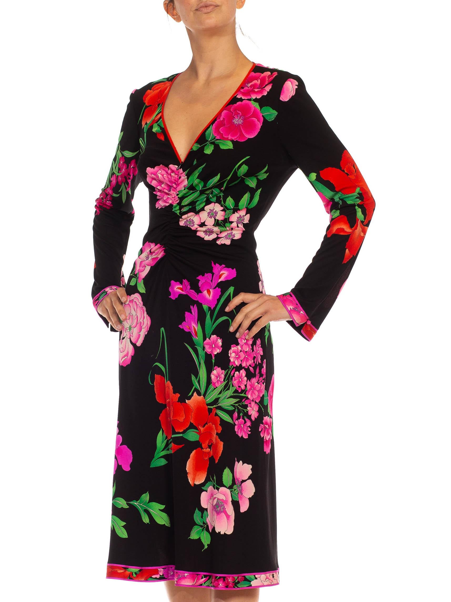 1980S LEONARD Black & Pink Polyester Jersey Front Ruched Floral Dress For Sale 5