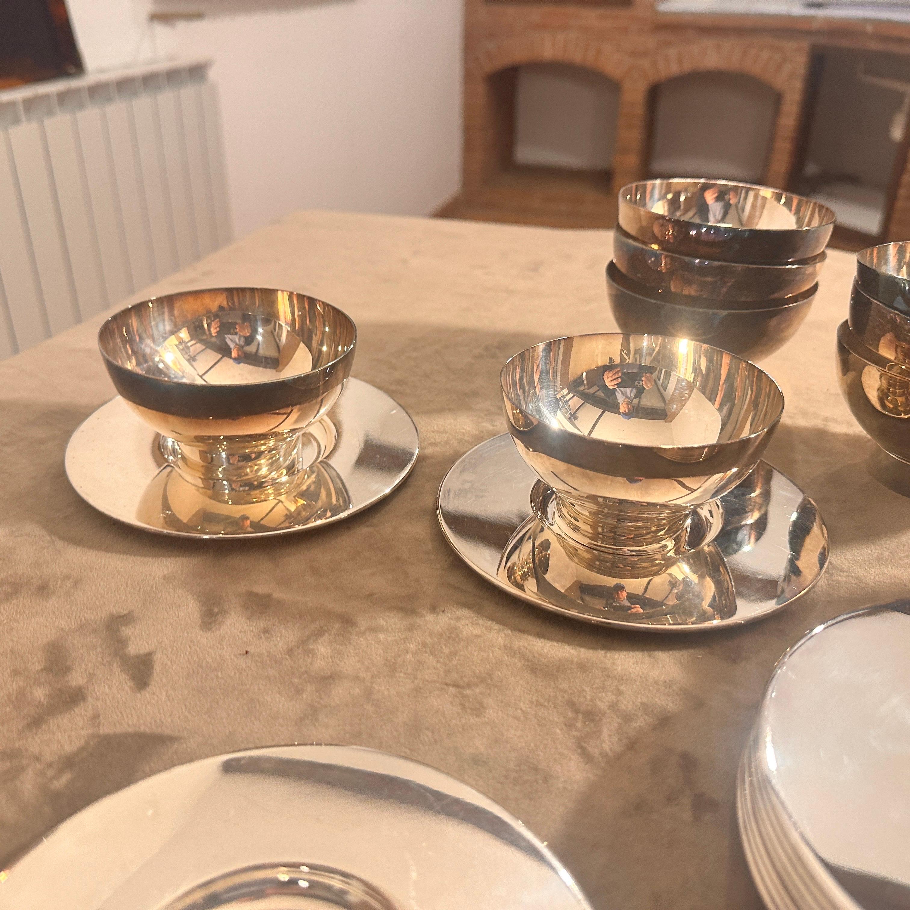 1980s Lino Sabattini Minimalist Set of Twelve Ice Cream Cup and Plates For Sale 4
