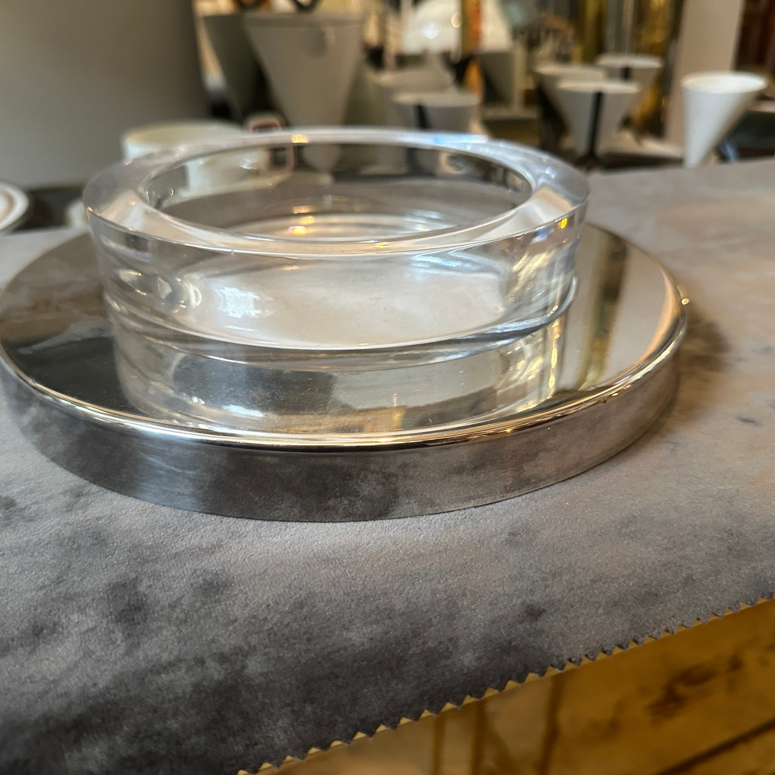 Italian 1980s Lino Sabattini Style Minimalist Silver Plated and Glass Bowl For Sale