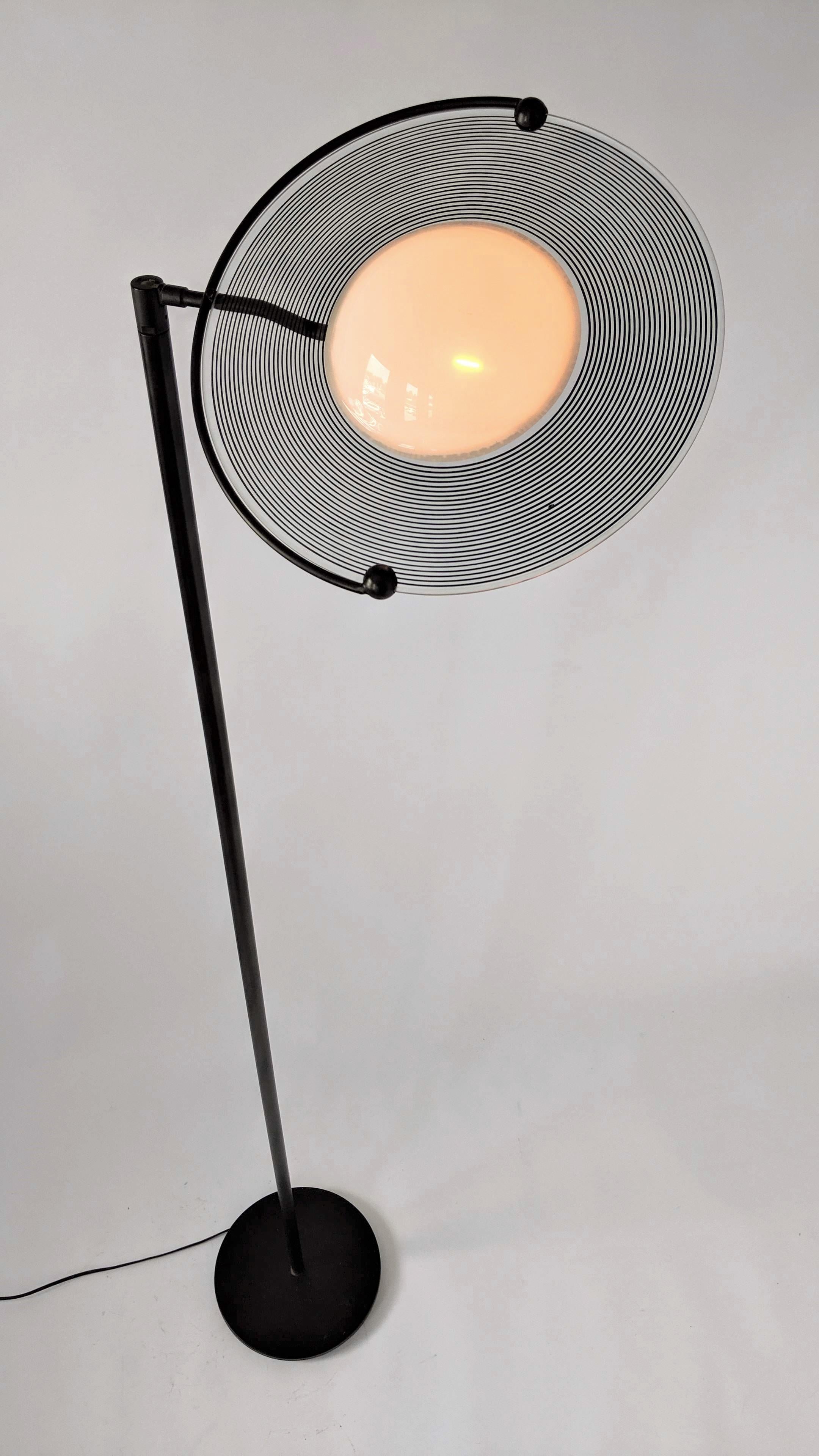 1980s Lino Tagliapietra Style Tall Halogen Floor Lamp, Italy For Sale 1