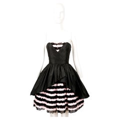 1980er LORIS AZZARO Schwarzes und rosafarbenes Haute Couture-Minikleid mit Spitzenfransen
