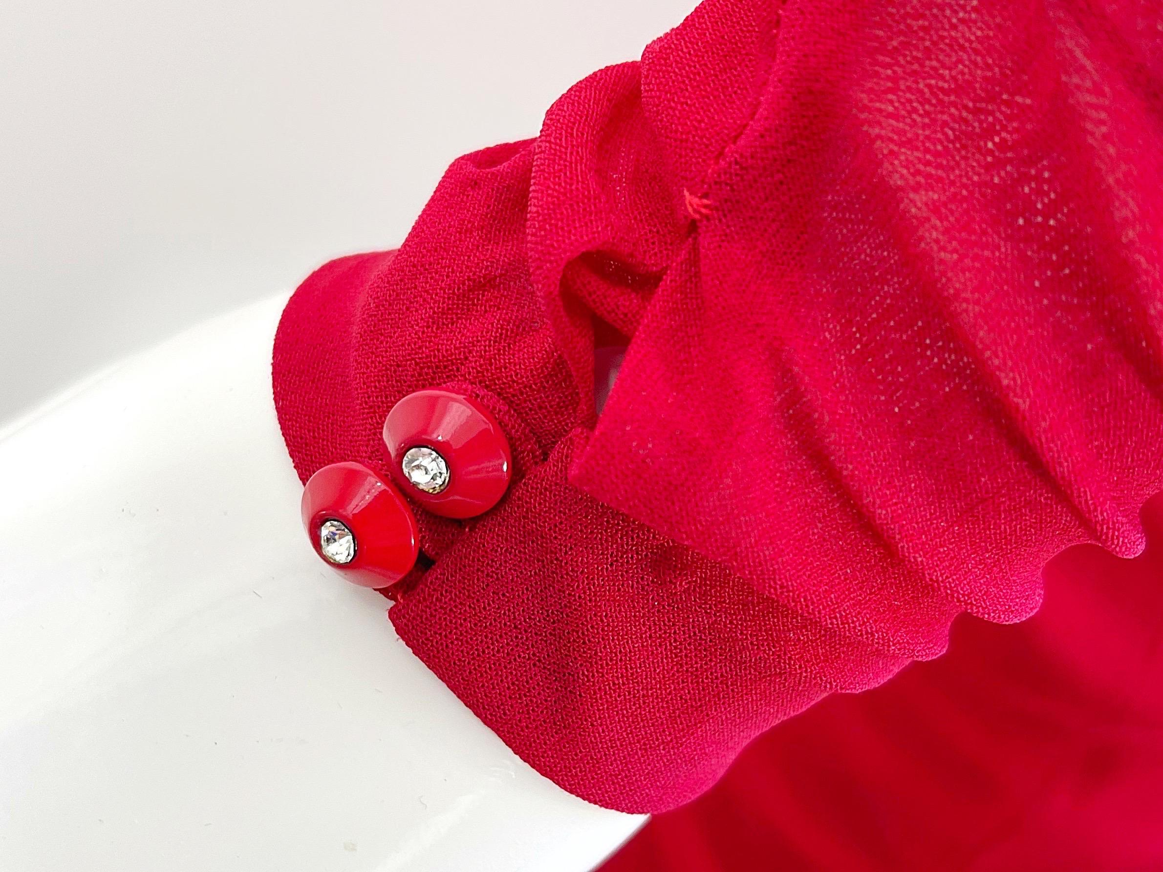 Minivestido 70s Loris Azzaro rojo carmín de seda y gasa de manga larga en venta 1