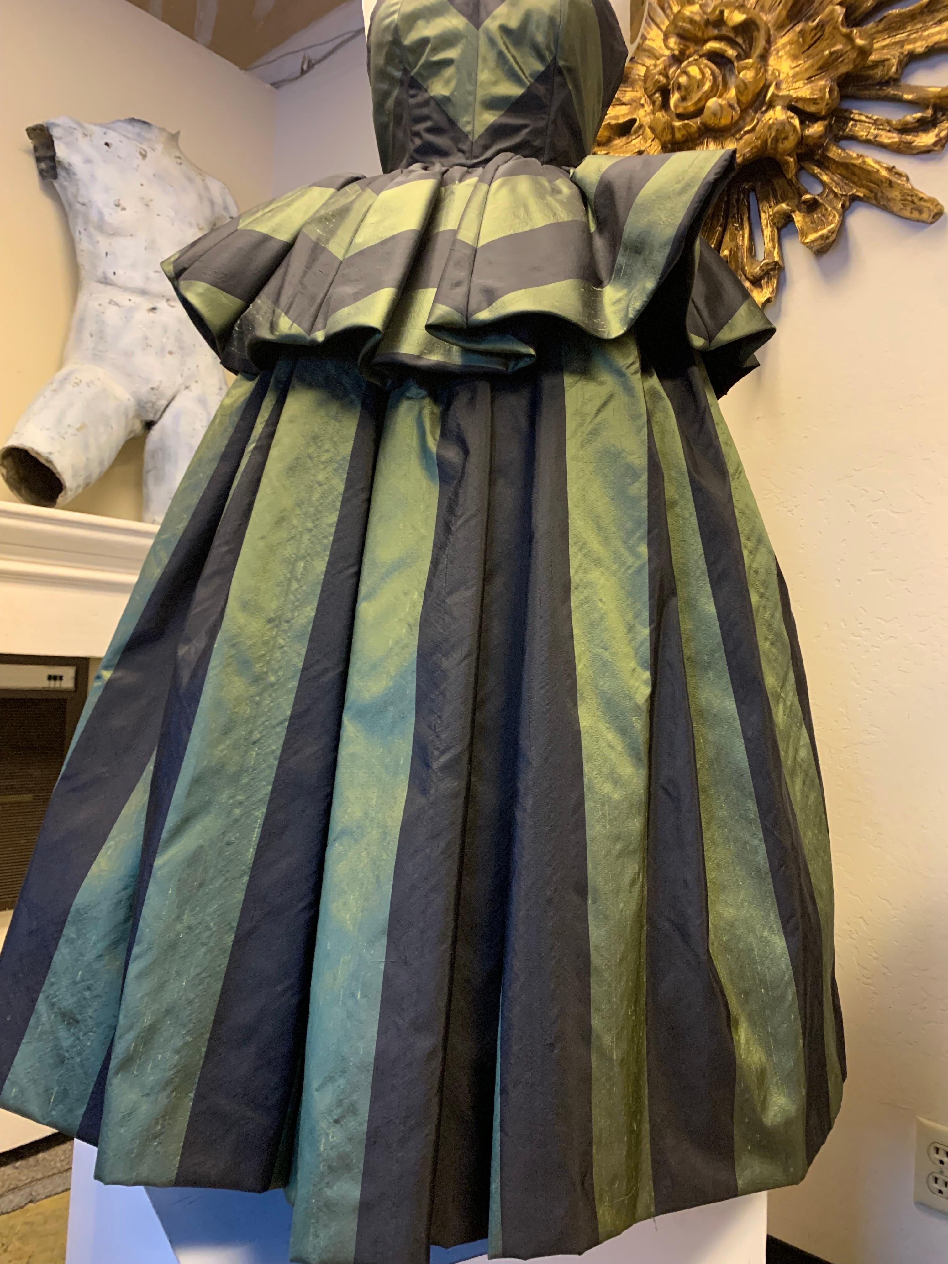 1980s Louis Feraud Green & Black Silk Taffeta Strapless Ballgown w Peplum For Sale 2