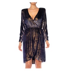 Louis Scherrer - Robe basse en velours poly/viscose bleu marine et argenté métallisé, style années 1980