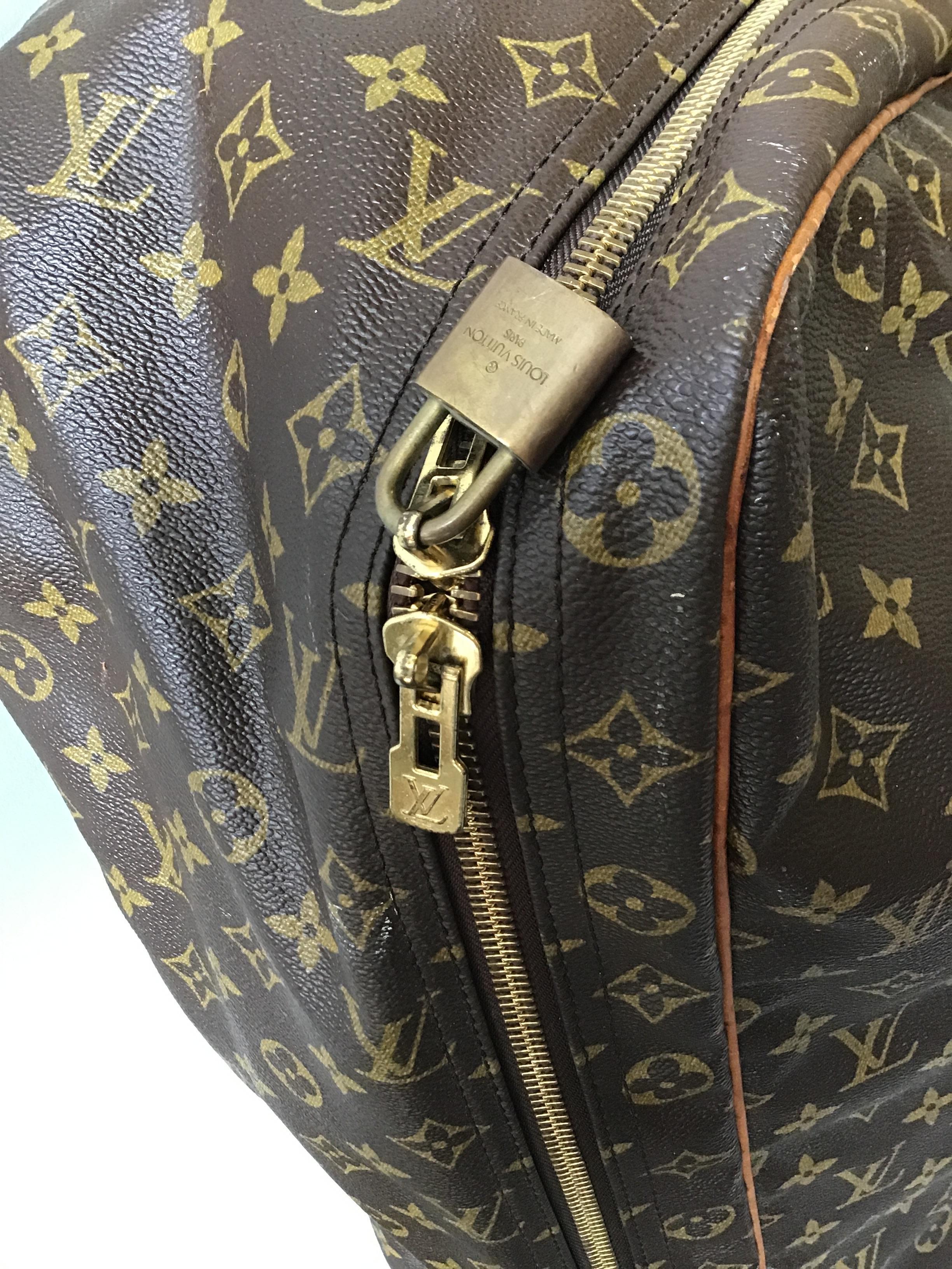 1980s Louis Vuitton Soft Suitcase In Good Condition In Tarrytown, NY