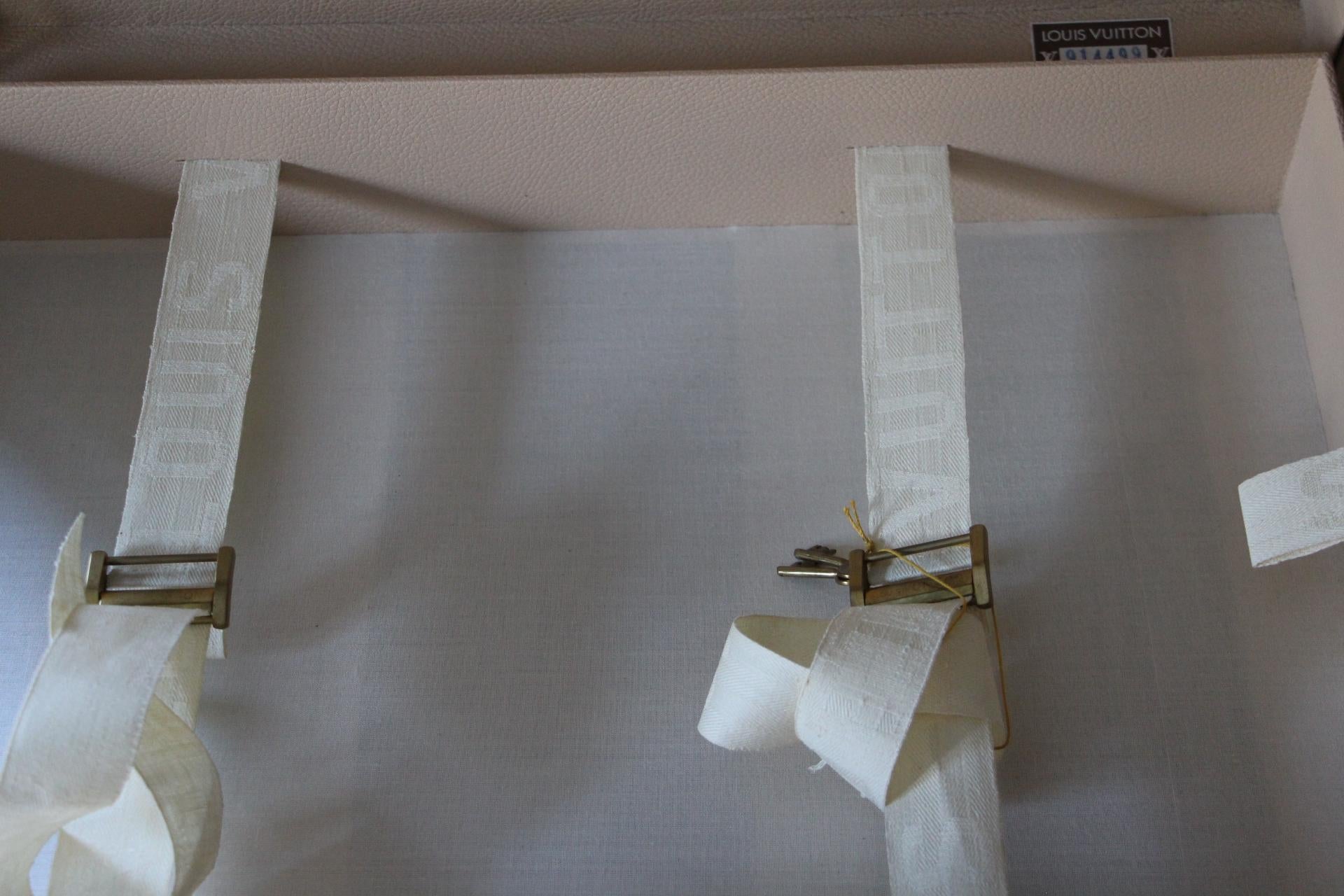 1980s Louis Vuitton Suitcase, Alzer 60 Louis Vuitton Suitcase 8