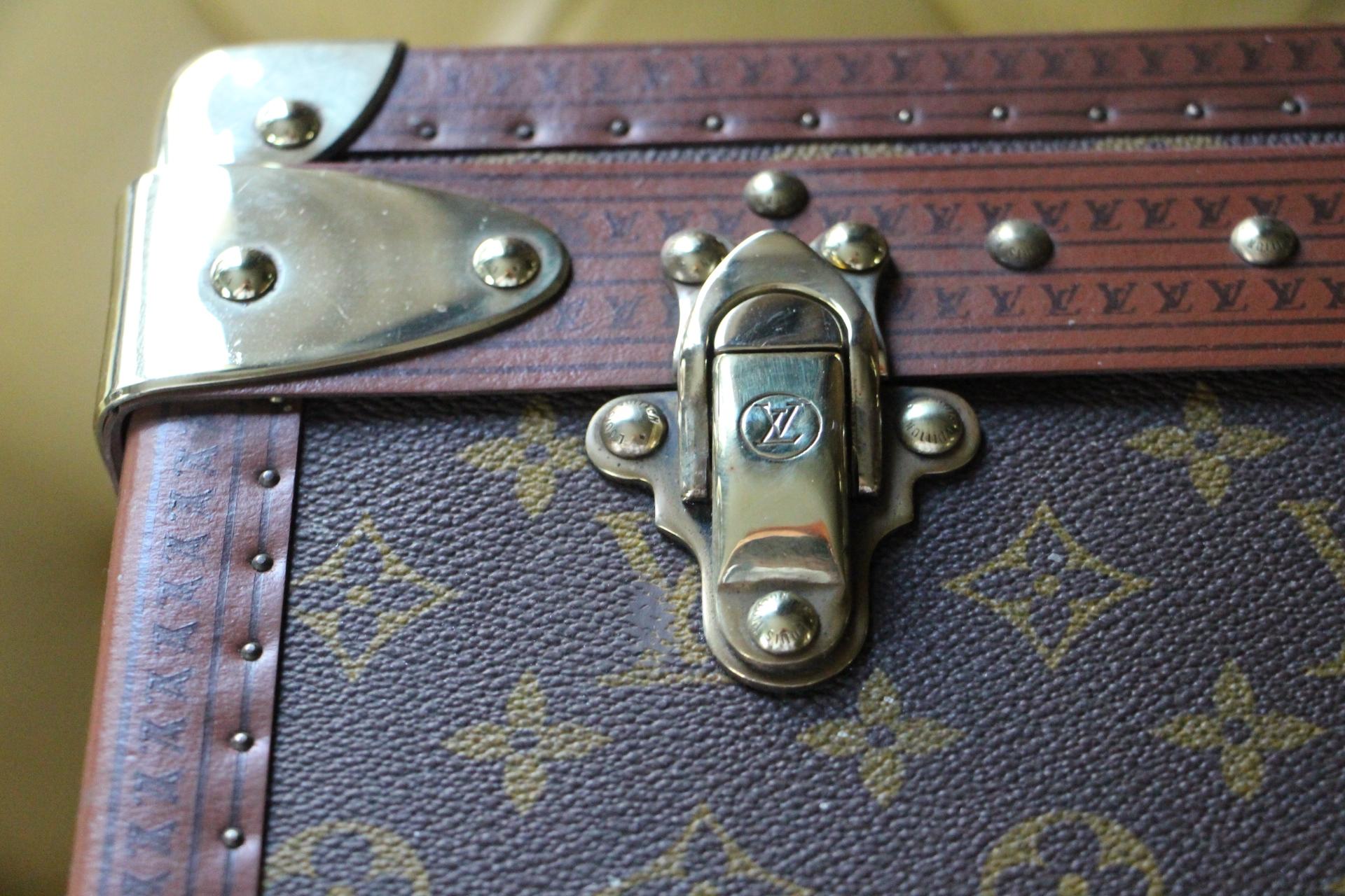 Late 20th Century 1980s Louis Vuitton Suitcase, Alzer 70 Louis Vuitton Suitcase