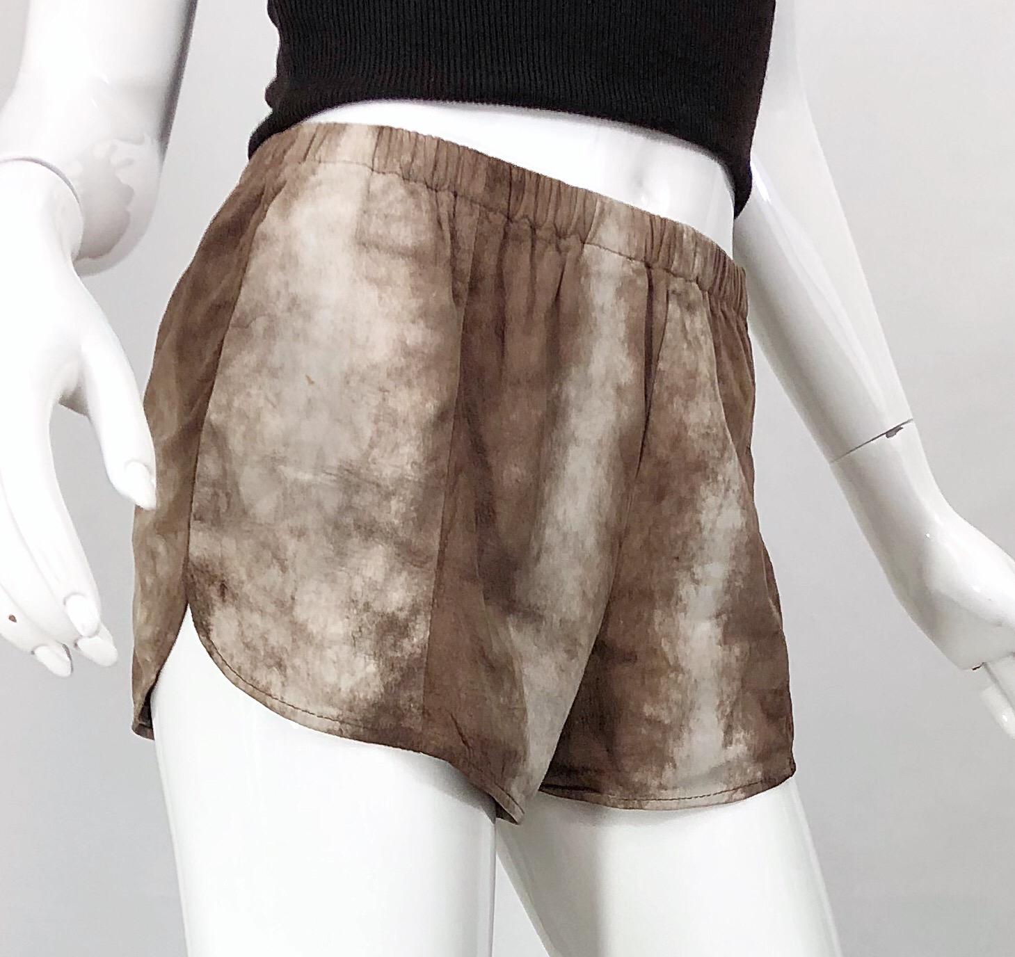 1980s Love, Melody Sabatasso Sheepskin Leather Brown Vintage 80s Hot Pant Shorts For Sale 1