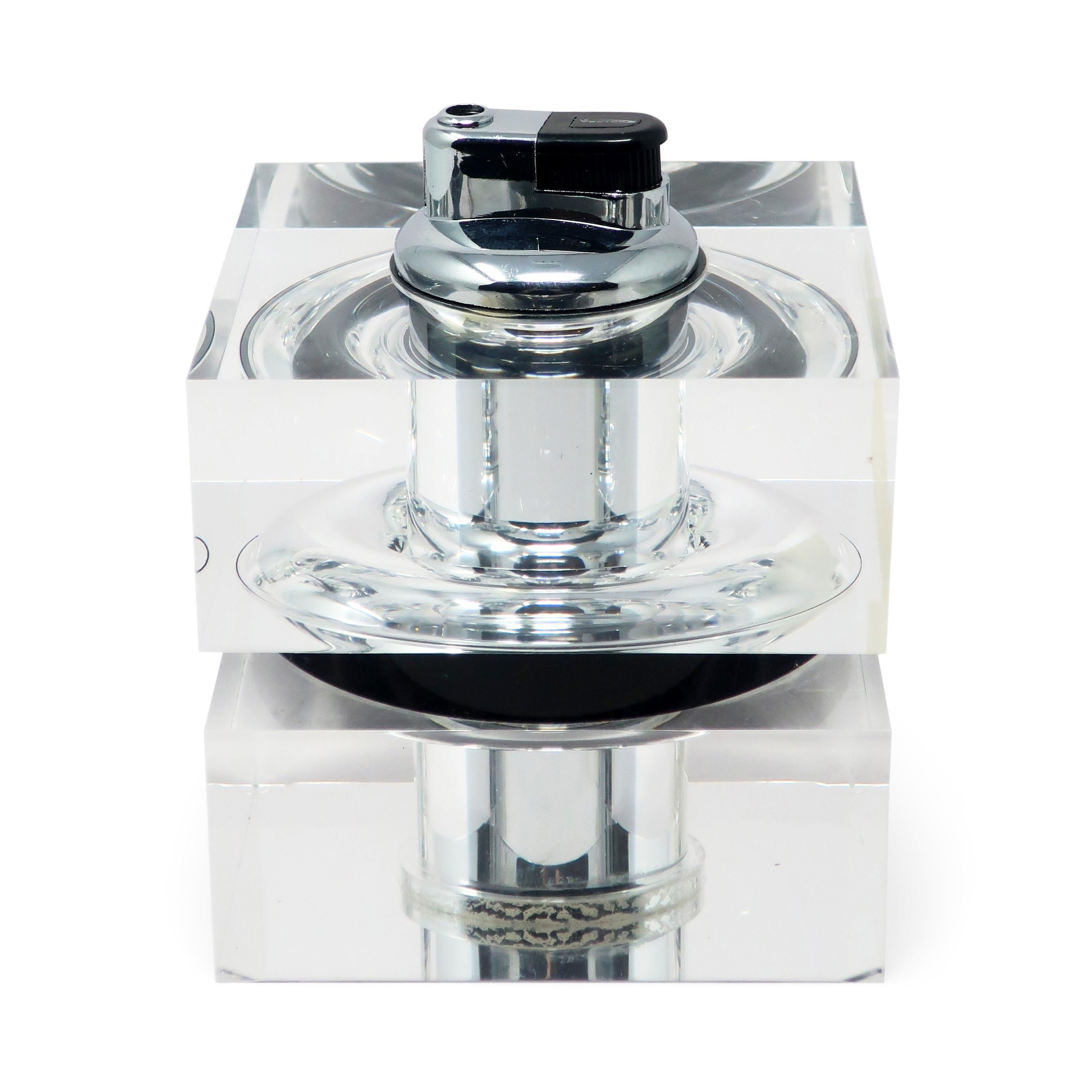 1980s Lucite and Chrome Table Lighter by Felice Antonio Botta In condizioni buone in vendita a Brooklyn, NY