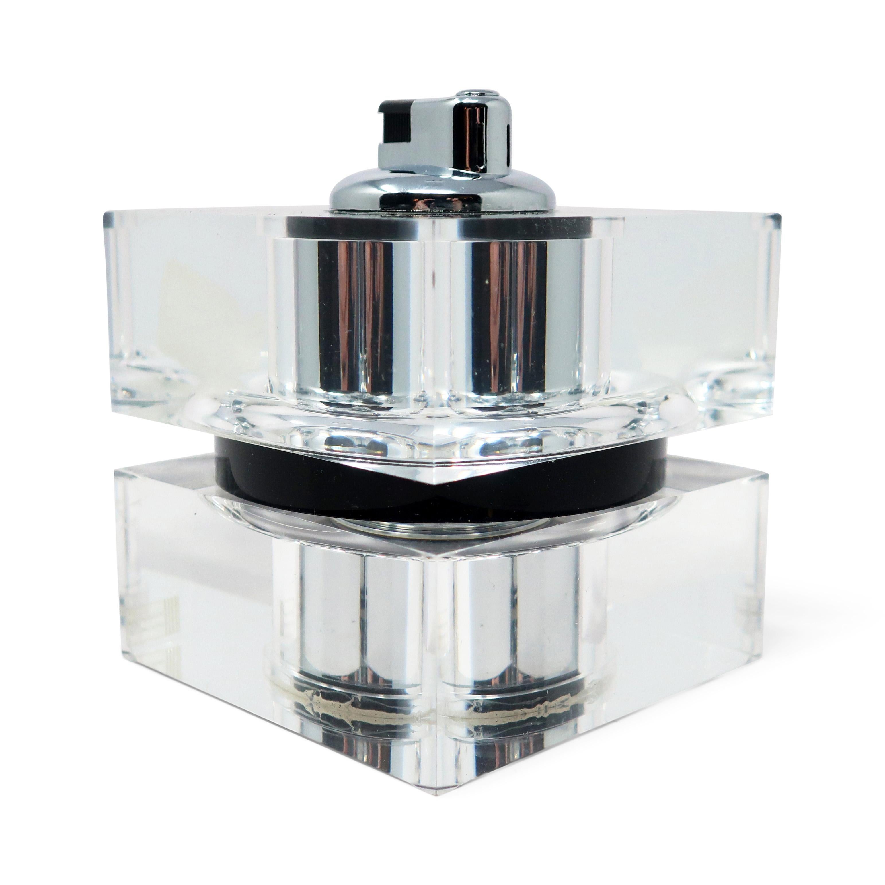 Cromo 1980s Lucite and Chrome Table Lighter by Felice Antonio Botta in vendita