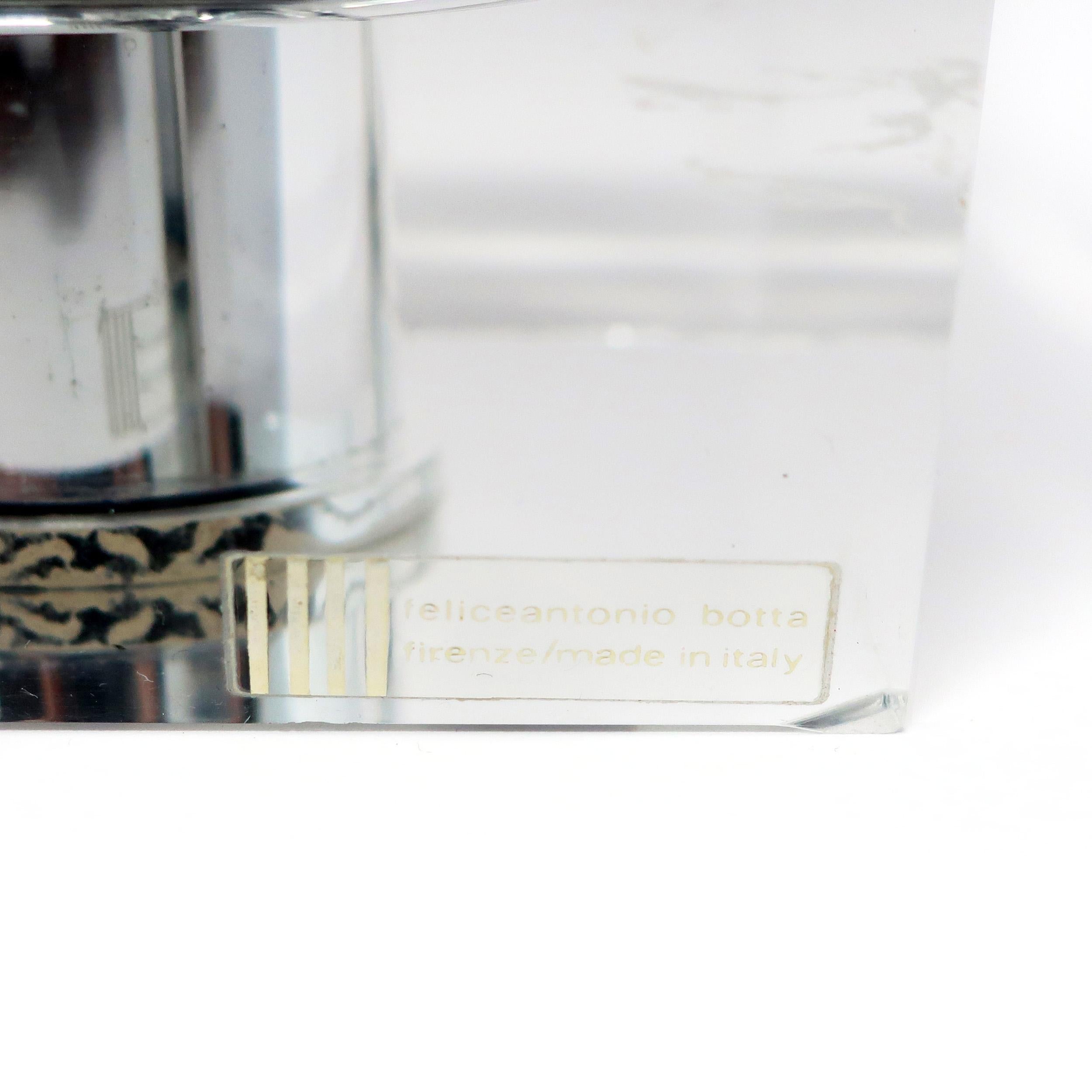 1980s Lucite and Chrome Table Lighter by Felice Antonio Botta in vendita 2