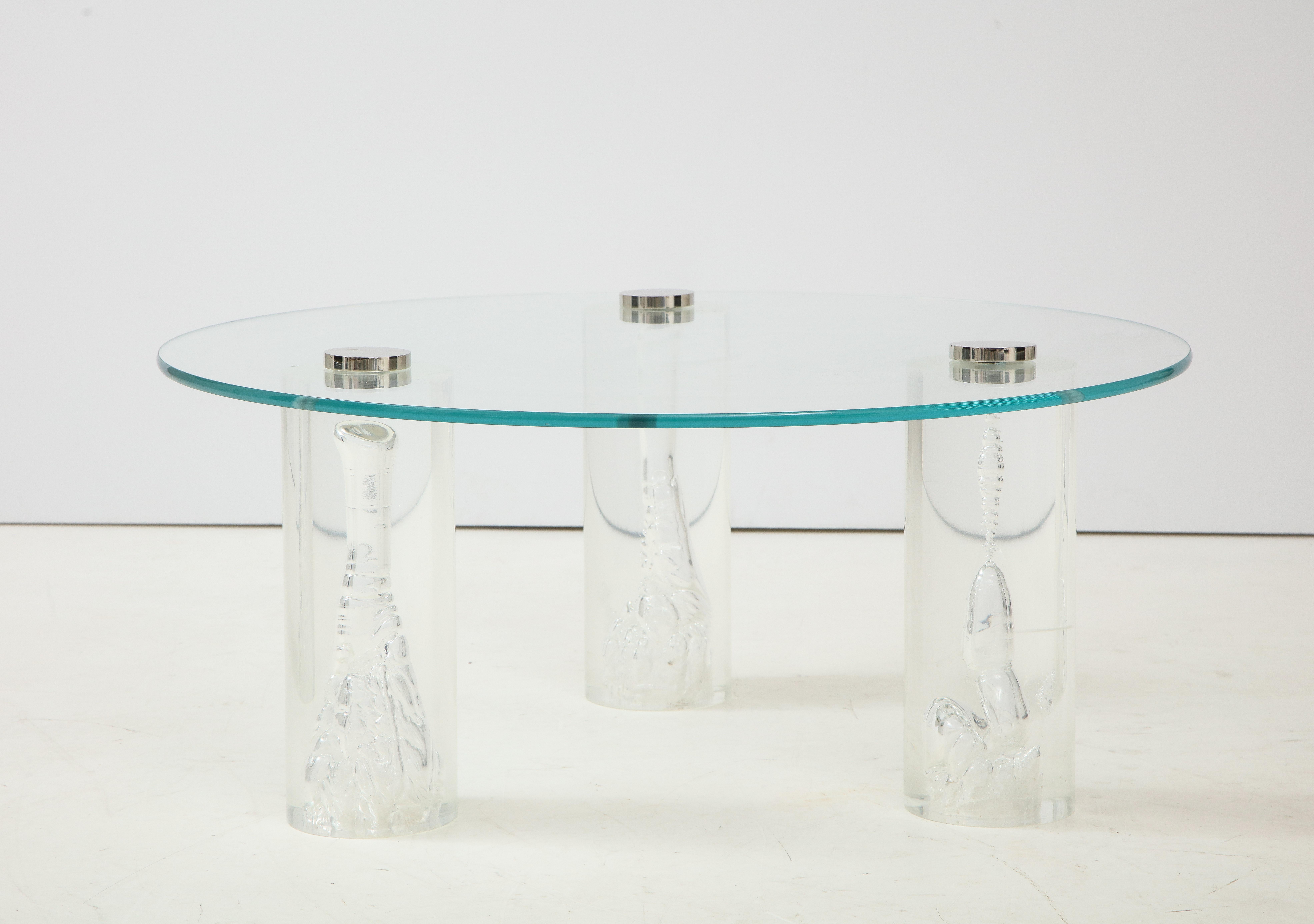 Mid-Century Modern 1980's Lucite Coffee Table with Internal Bubbles For Sale