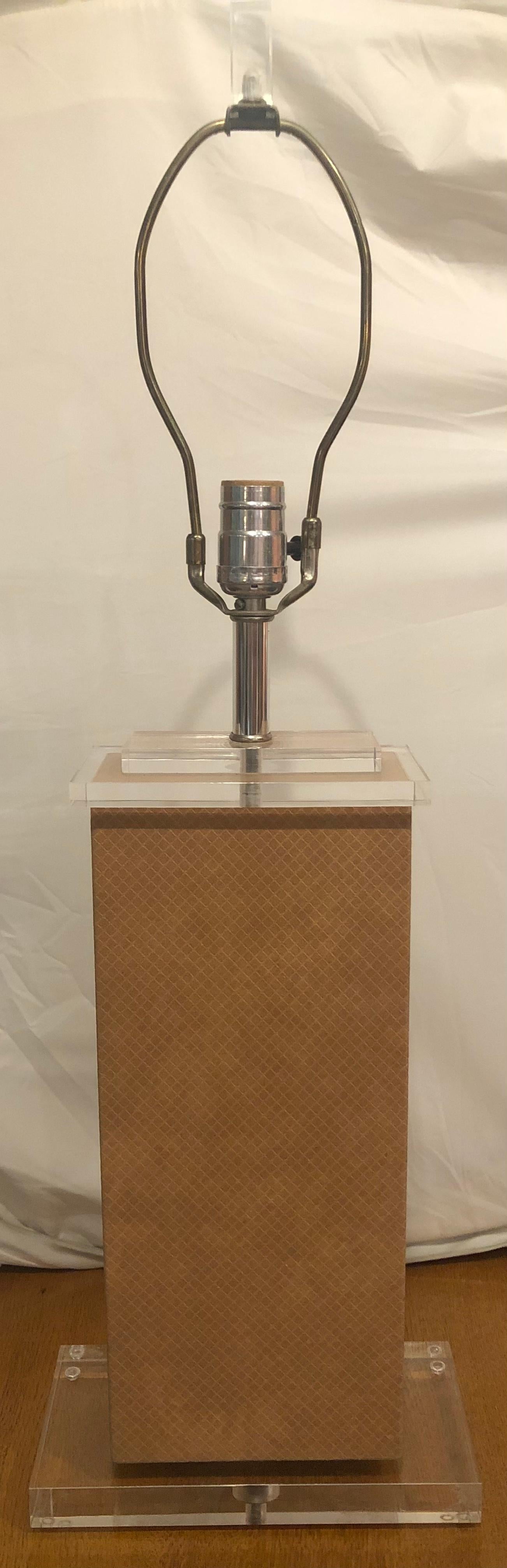 1980s Lucite & Fabric Block Lamp For Sale 2