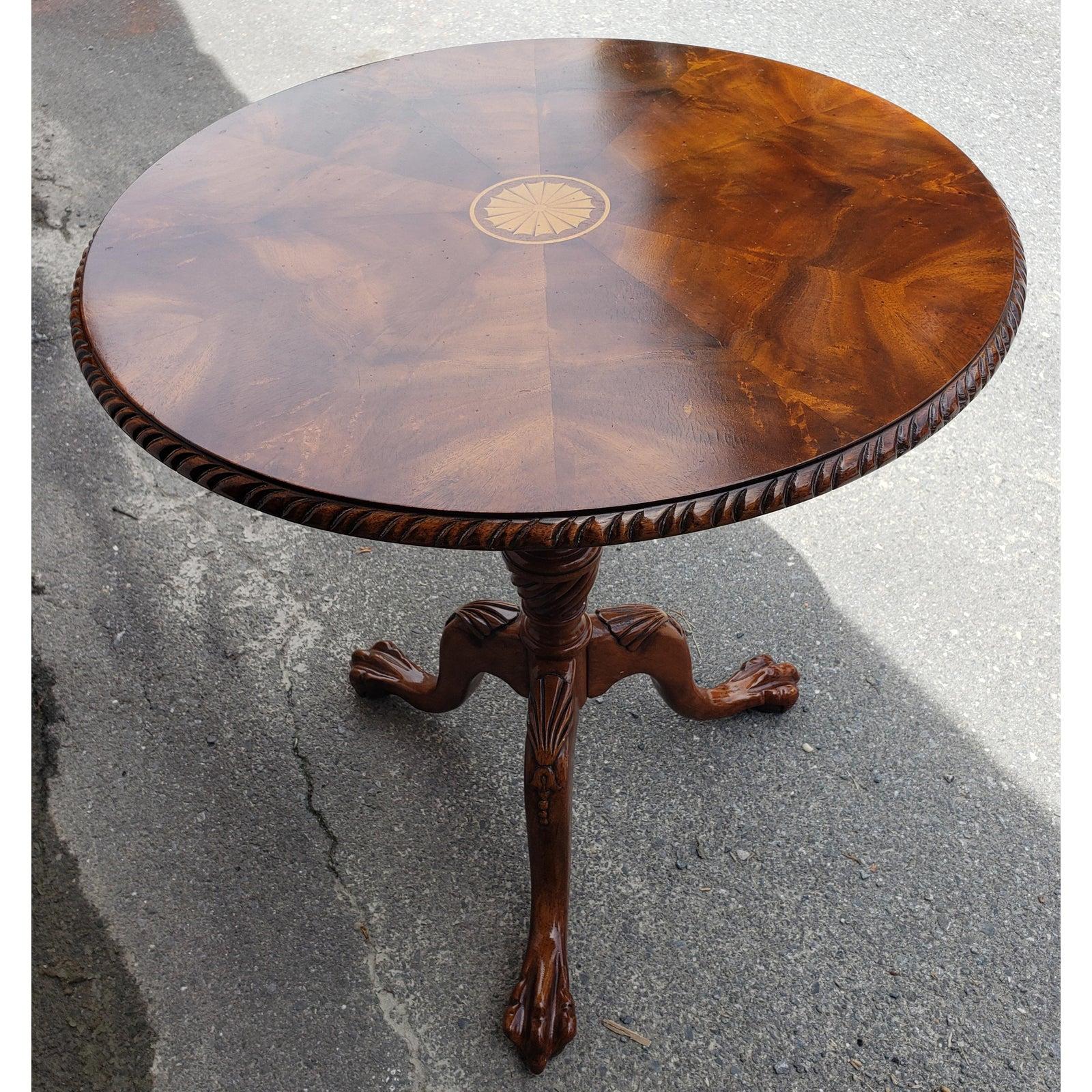 American 1980s Mahogany and Satinwood Inlaid Finished Top Pedestal Table