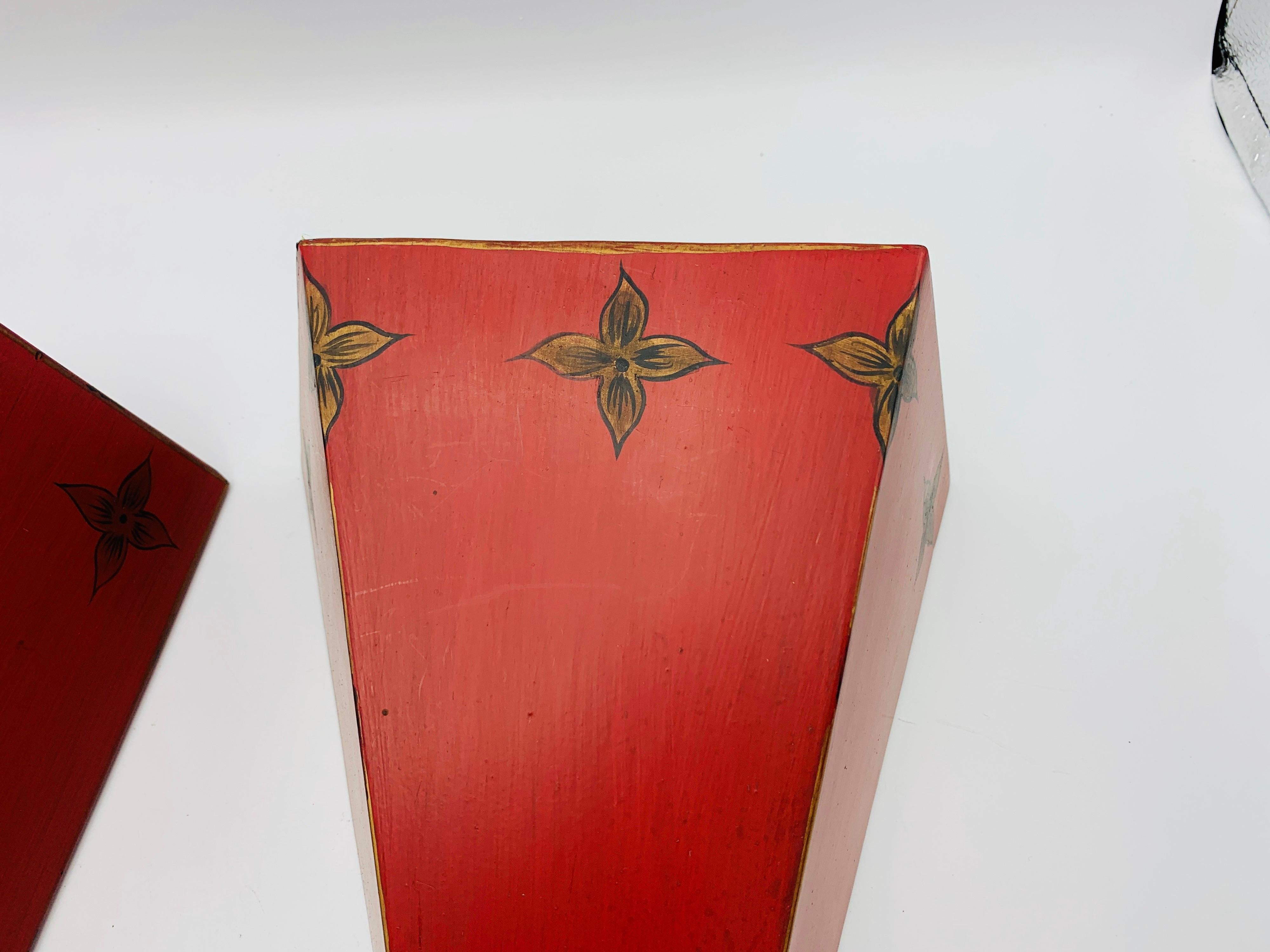 1980s Maitland Smith Red Tole Wall Hanging Shelves, Pair In Good Condition In Richmond, VA
