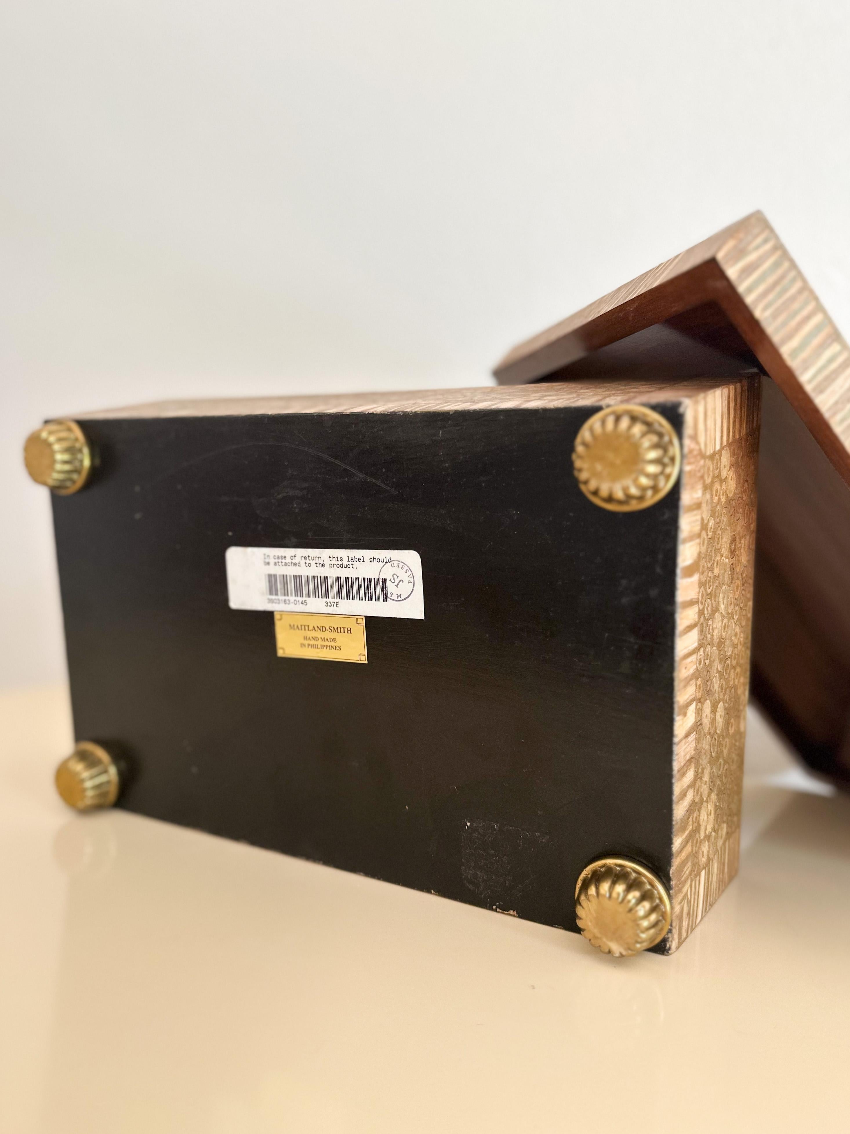1980er Jahre Maitland Smith Harz Box mit Messing Details im Angebot 5