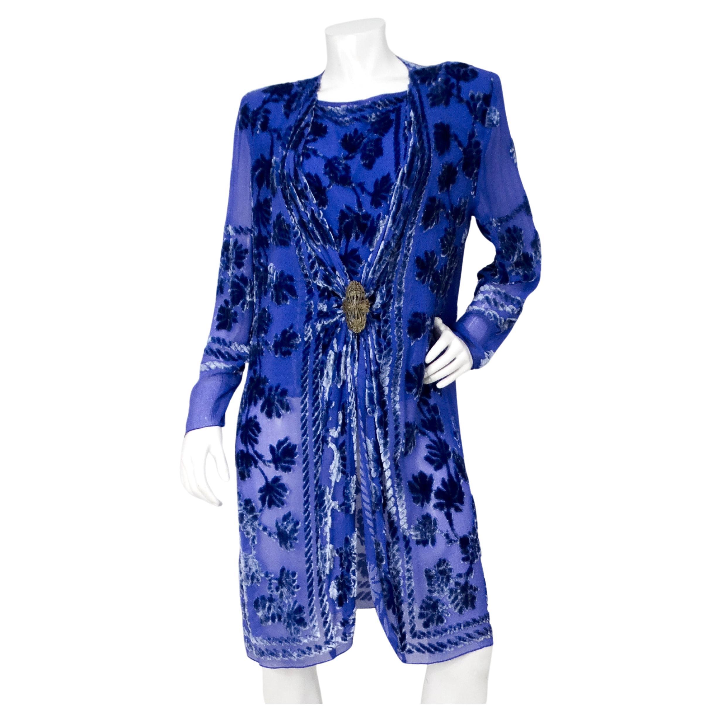 1980s Marian Clayden Electric Blue Burnt-Out Velvet Kimono