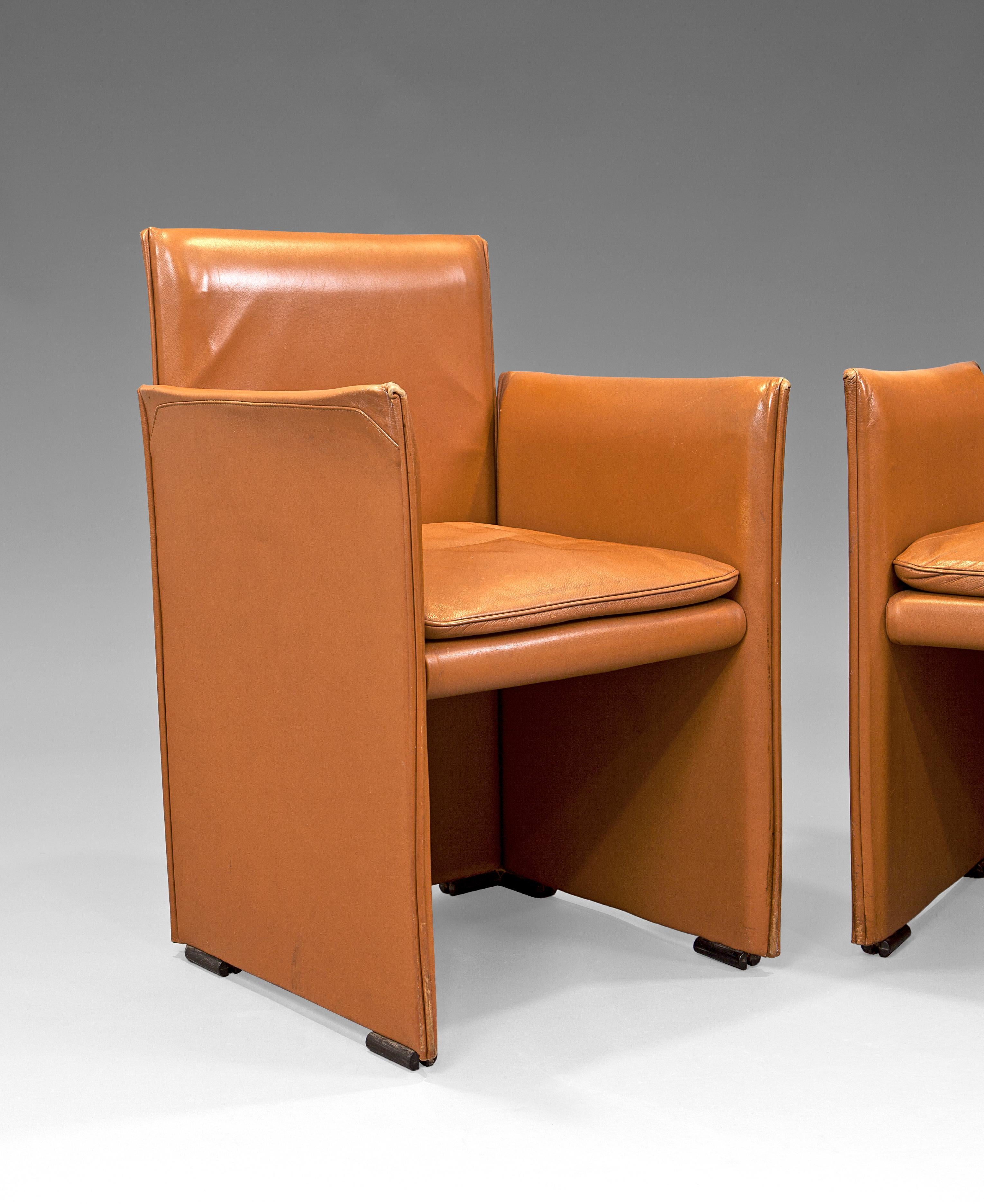 Italiano Poltrone in pelle anni '80 Mario Bellini ''401 Break'' per Cassina in vendita