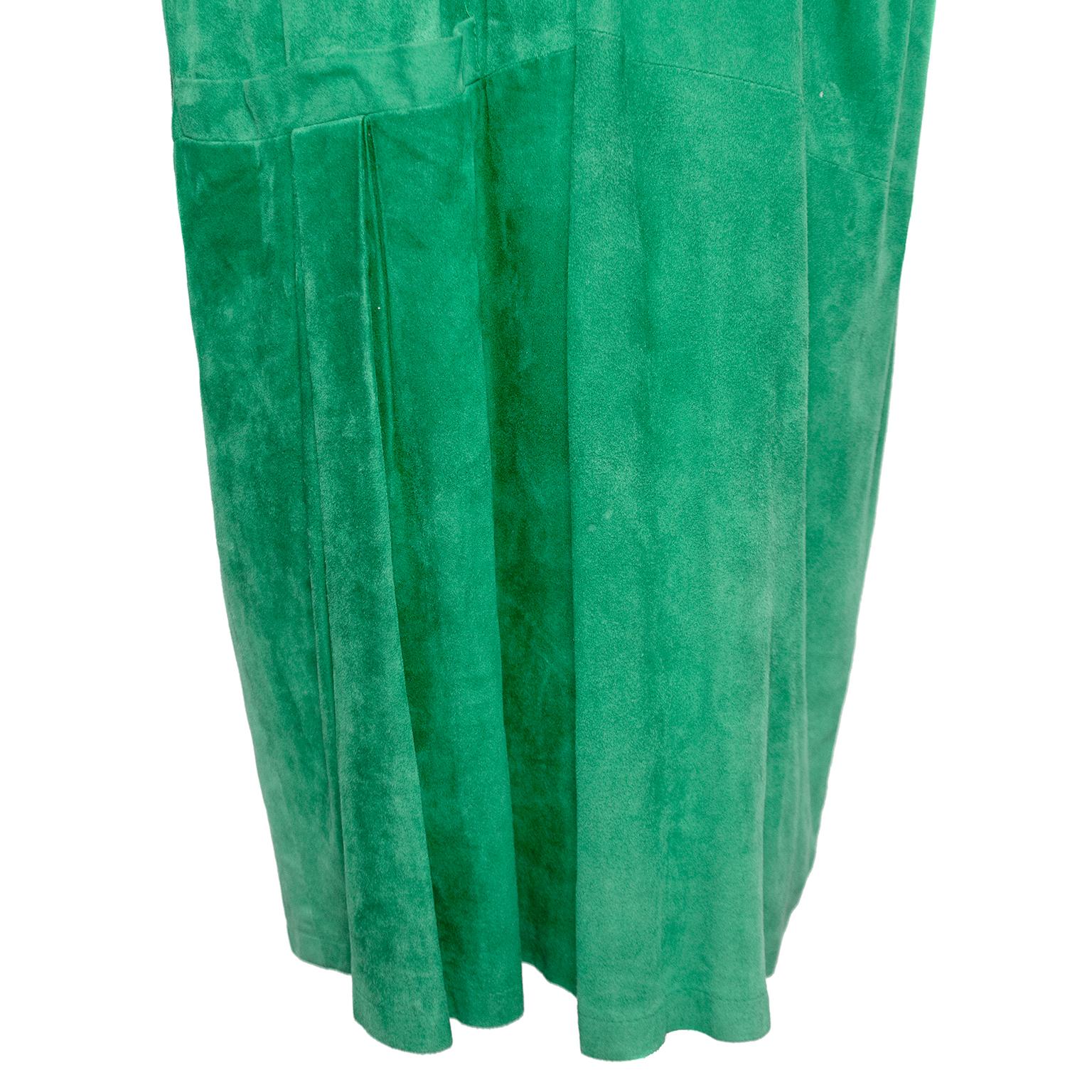 1980er Mario Valentino Kelly Grünes Wildleder-Ensemble im Angebot 5