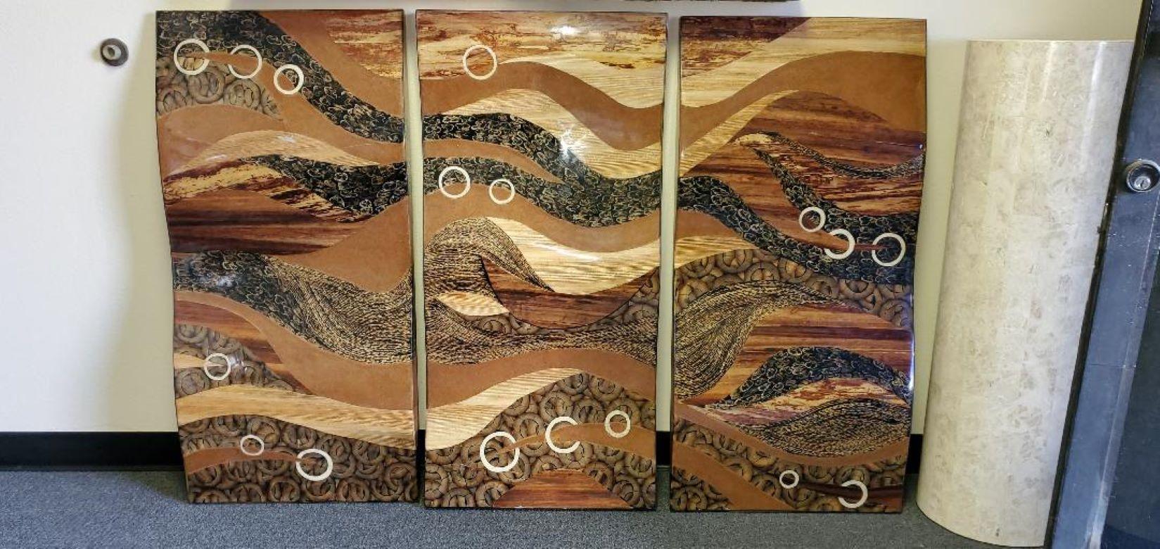 Marquis Collection Of Beverly Hills Three Piece wall sculpture.

Three Piece Collage Wall Art Panels.

The Collage Has An Under The Sea Sort Of Feel To It. The Beautiful Colors Of Different Browns and Beiges And Cream Colors And A Hint Of Blacks
