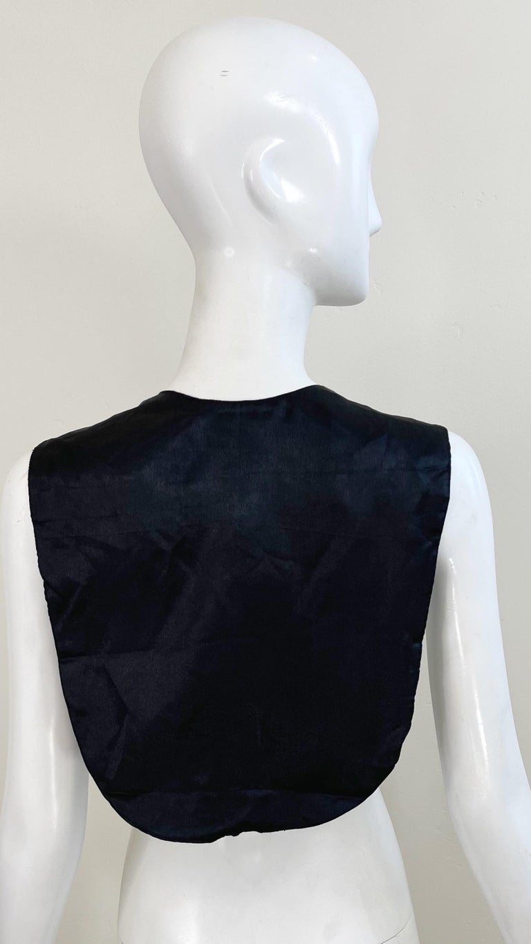 1980s Mary McFadden Black Sequin Beaded Dickie Vintage 80s Crop Top Shirt Vest  For Sale 5