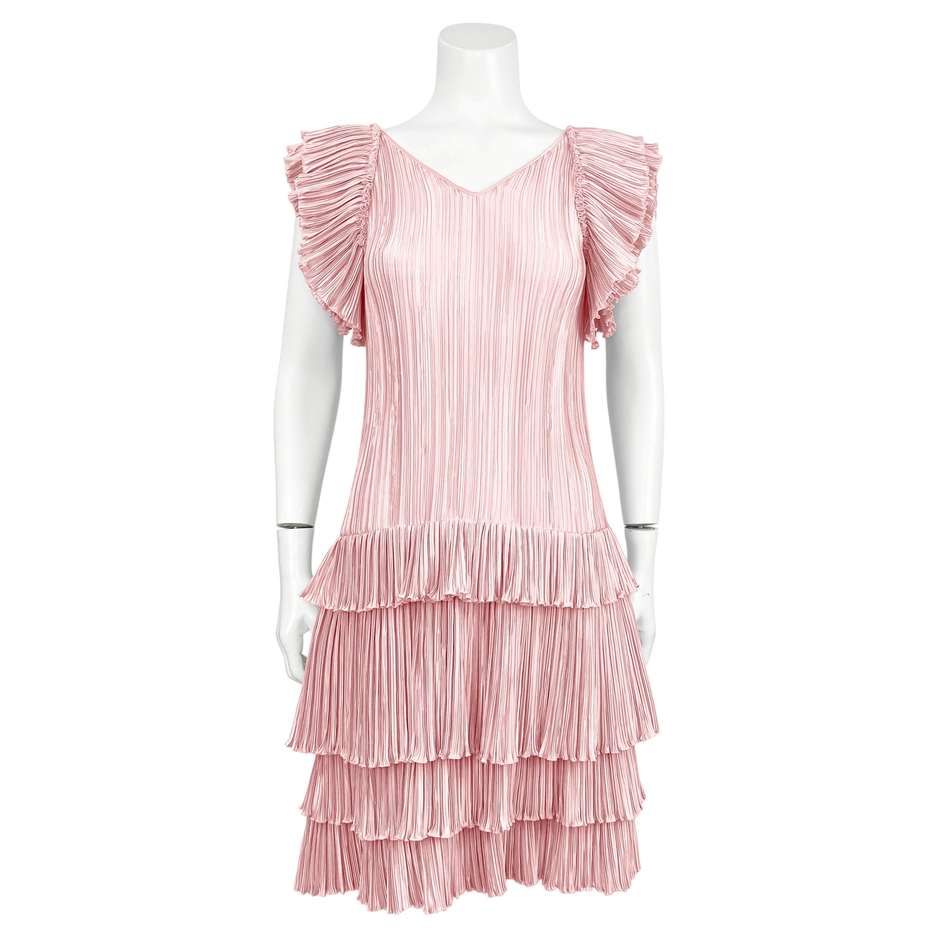 Robe de soirée « Marii » à micro-plis de Mary McFadden, couleur blush, des années 1980 en vente
