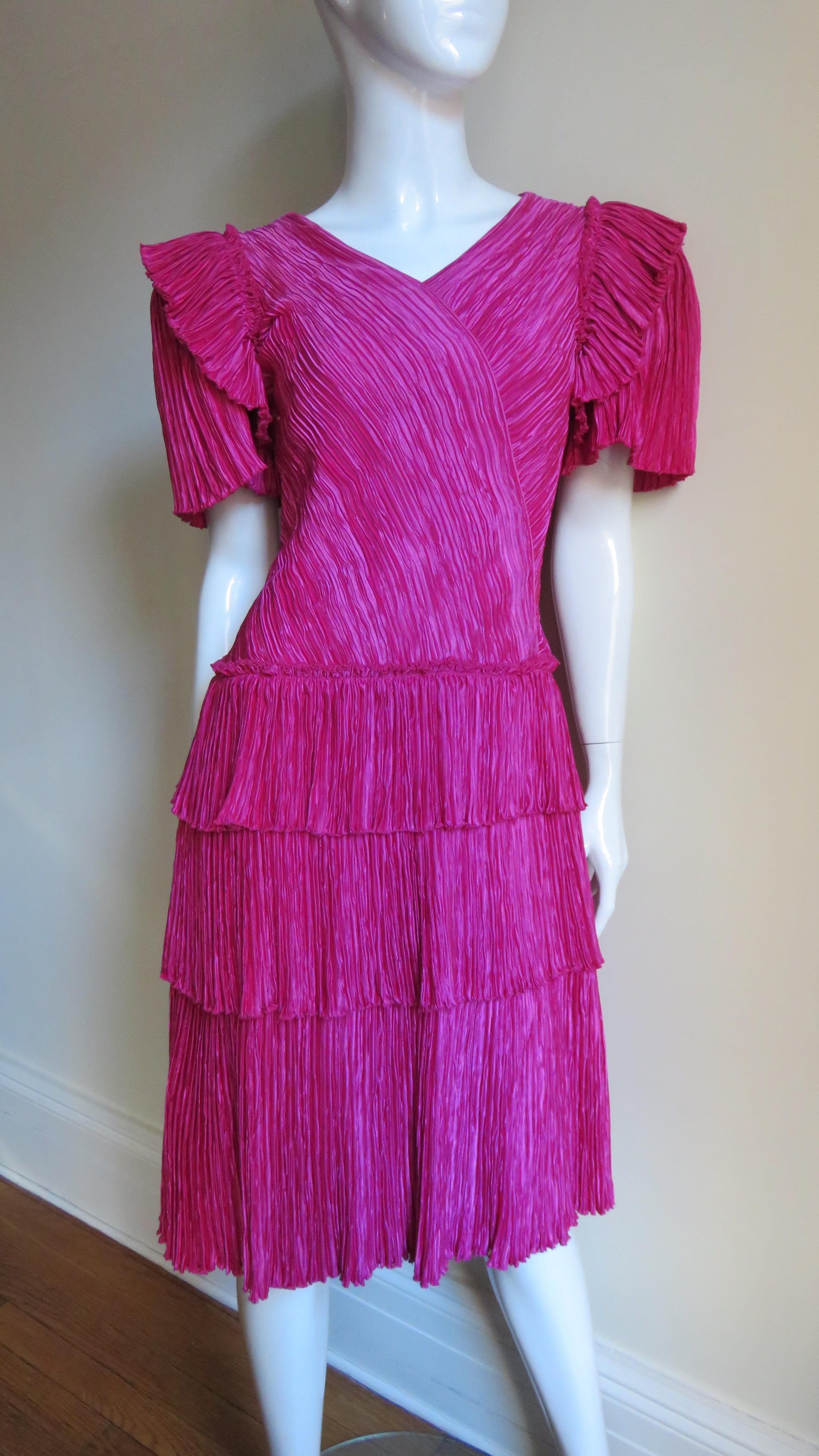 Mary McFadden Couture Seidenkleid 1980er Jahre Damen im Angebot
