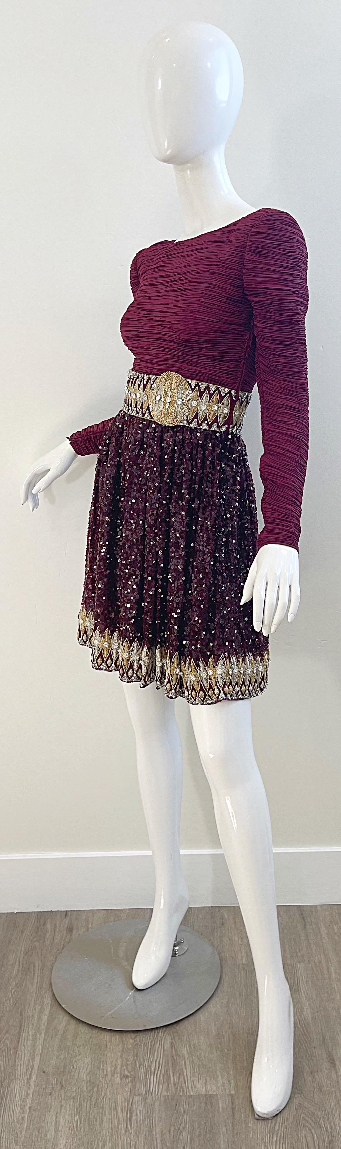 1990s Mary McFadden Couture Size 2 / 4 Burgundy Sequin Pleated Vintage 90s Dress For Sale 5