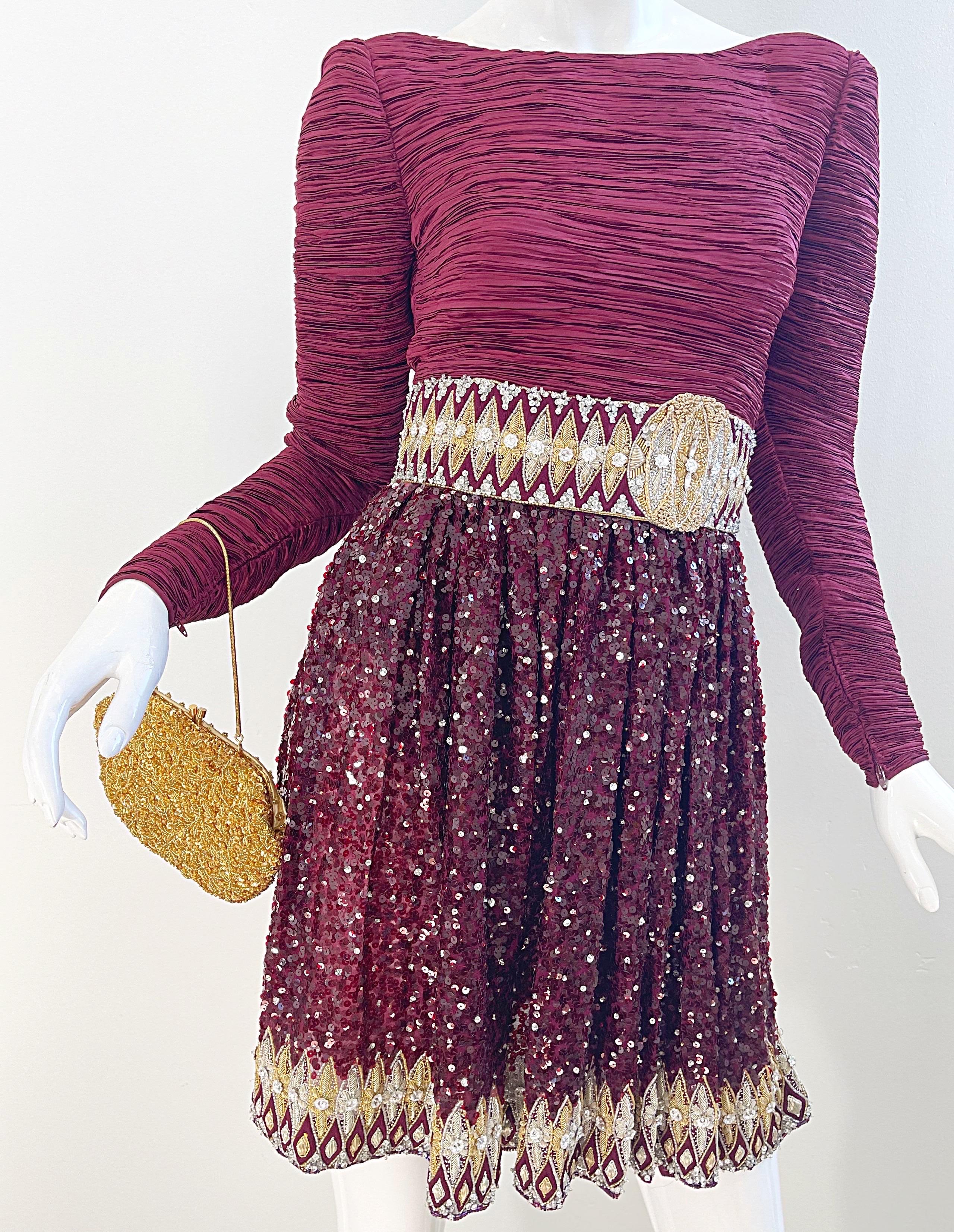 1990s Mary McFadden Couture Size 2 / 4 Burgundy Sequin Pleated Vintage 90s Dress For Sale 9