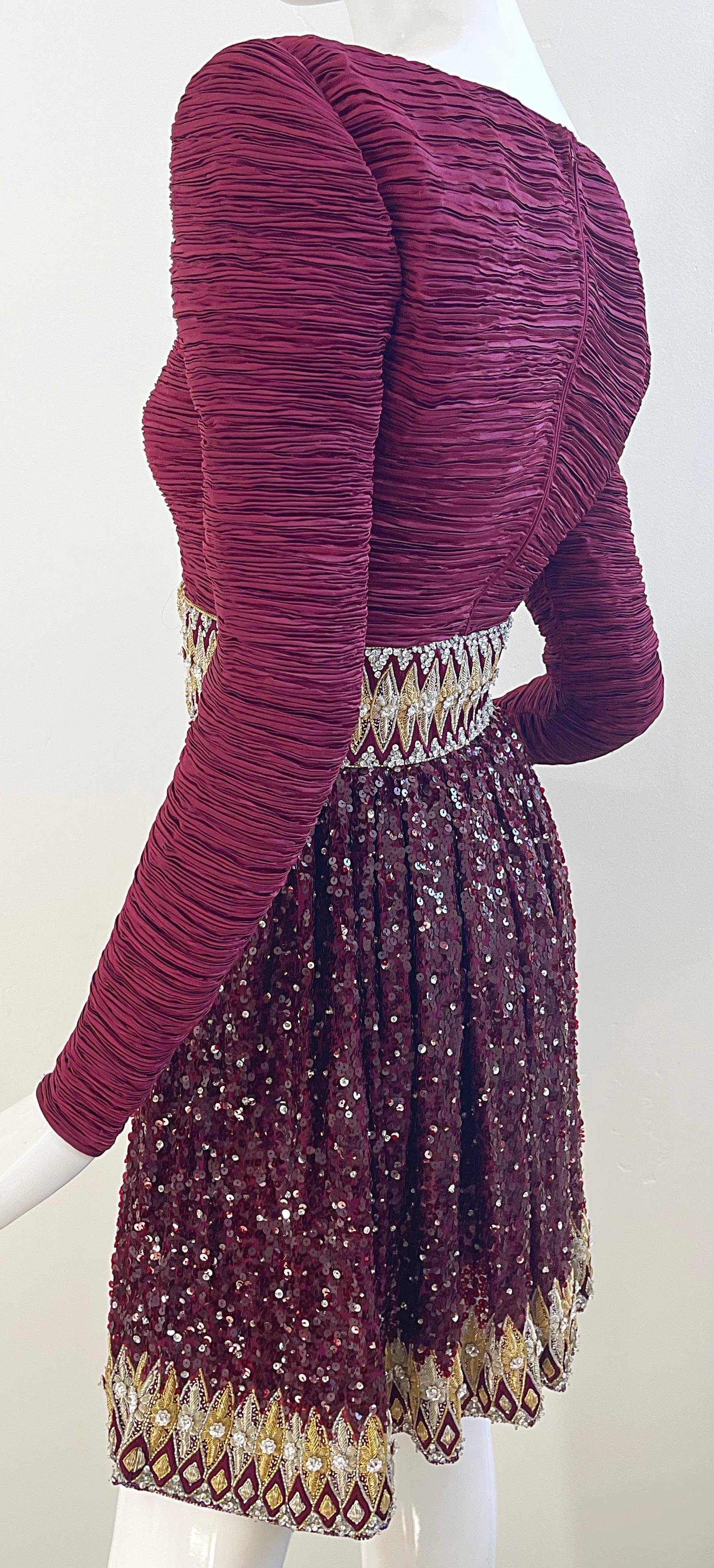 Women's 1990s Mary McFadden Couture Size 2 / 4 Burgundy Sequin Pleated Vintage 90s Dress For Sale