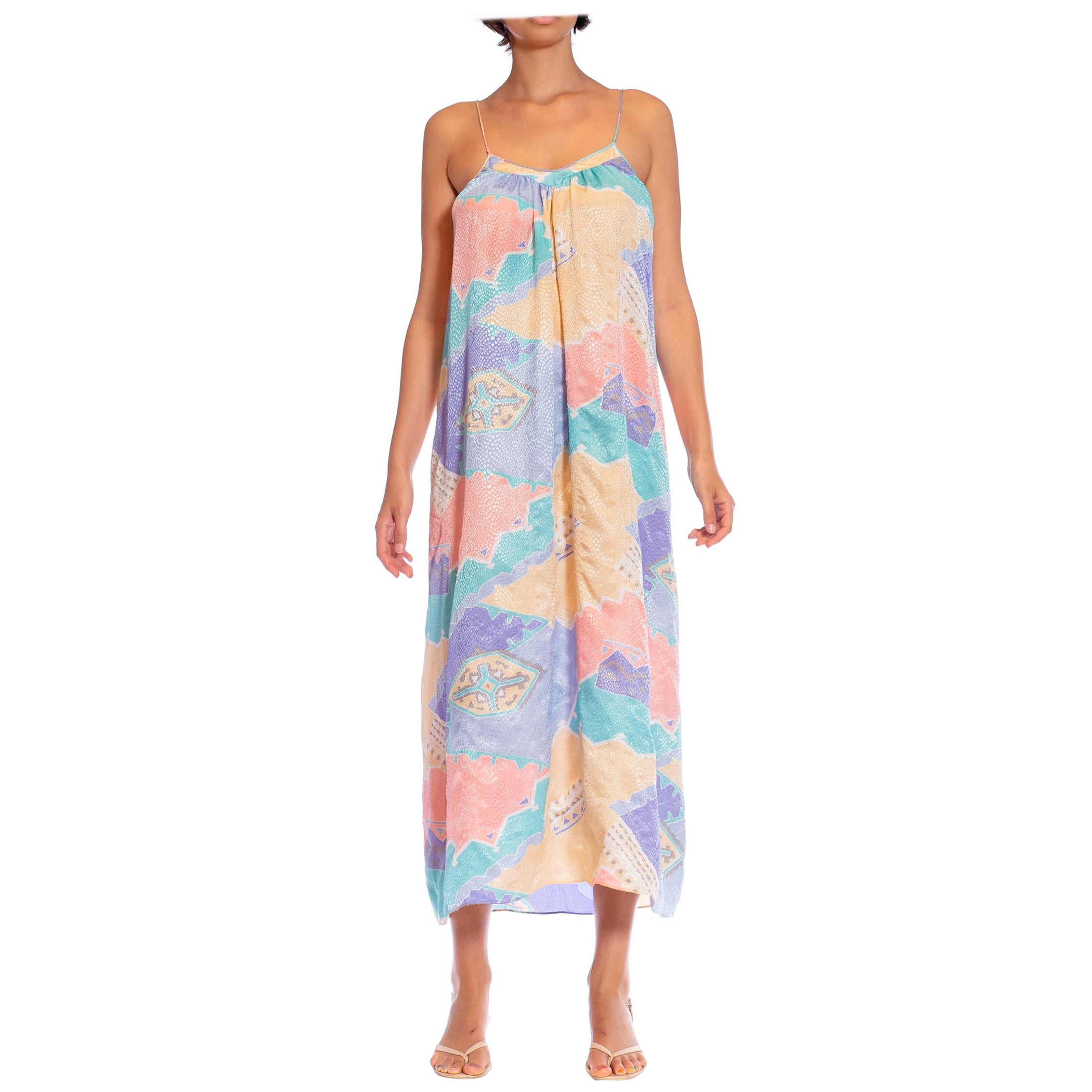1980er MARY MCFADDEN Mehrfarbiges pastellfarbenes Polyester-Jacquard-Kleid