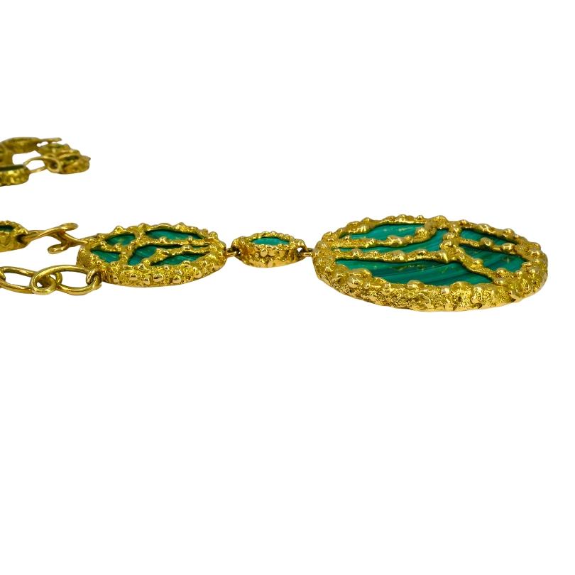 1980 Mauboussin Paris Collier à pendentifs en or 18k et malachite en vente 1