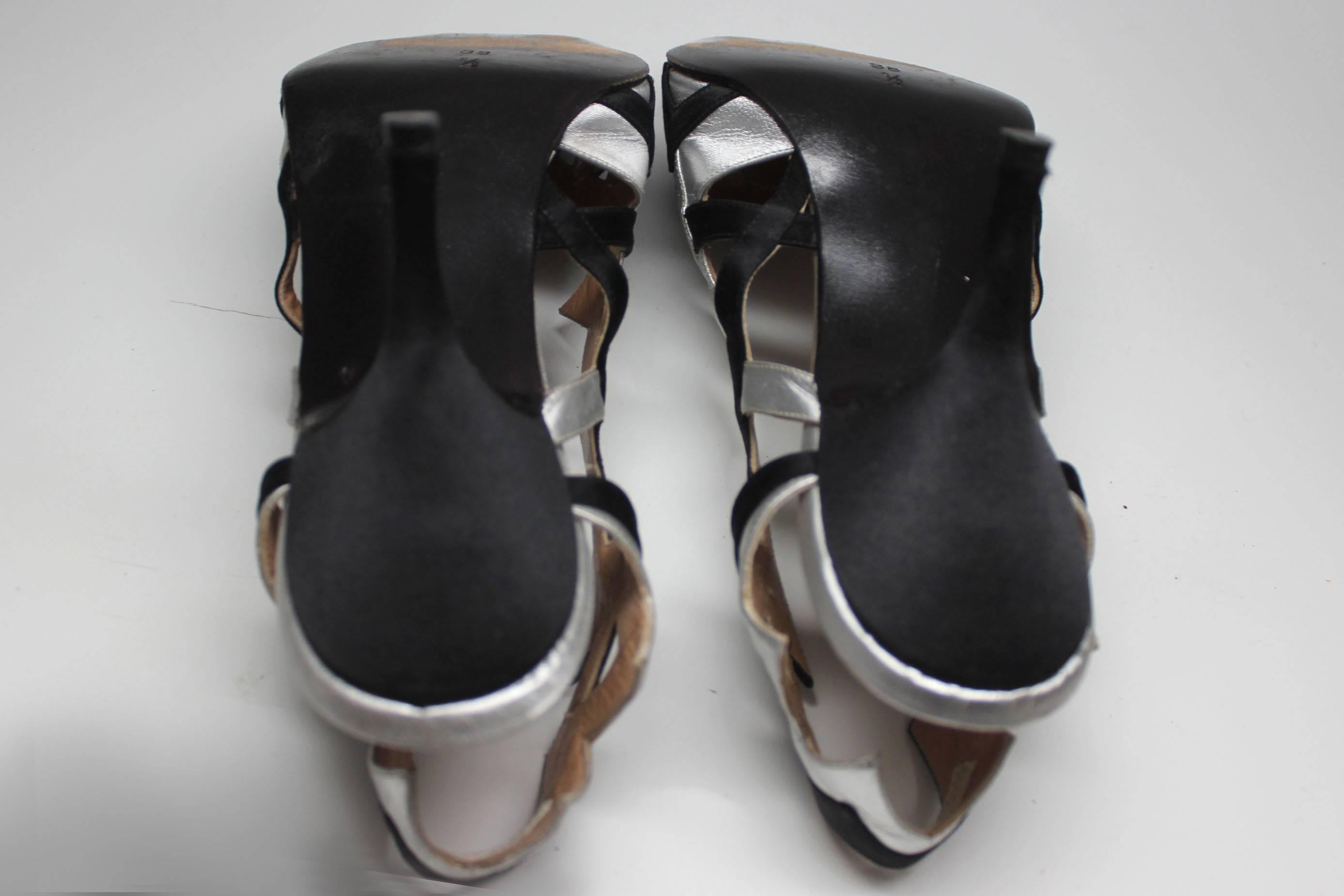 1980s Maud Frizon Black and Silver Geometric Heel For Sale 4