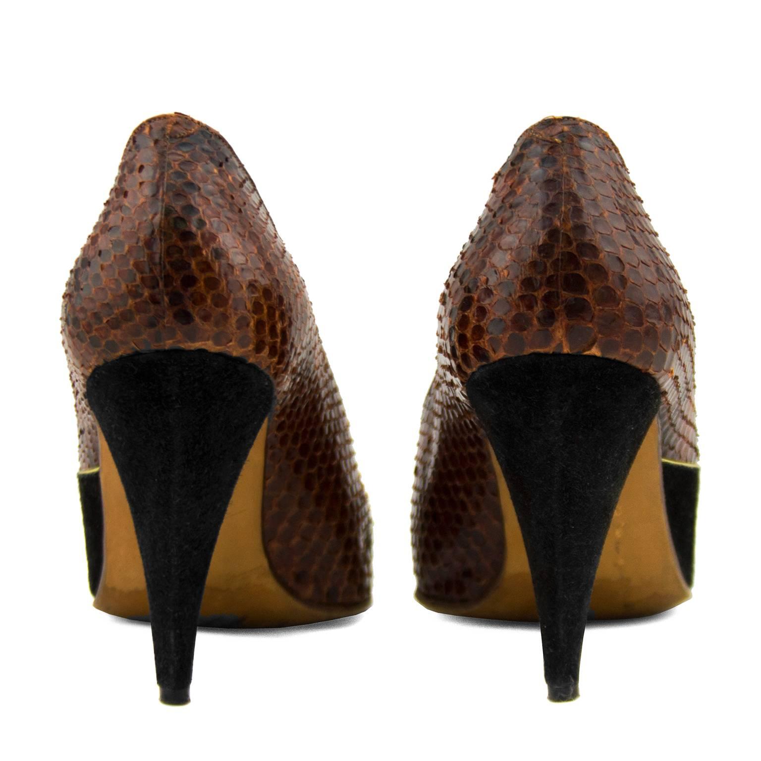 1980s Maud Frizon Black Suede and Exotic Skin Pumps  In Excellent Condition In Toronto, Ontario