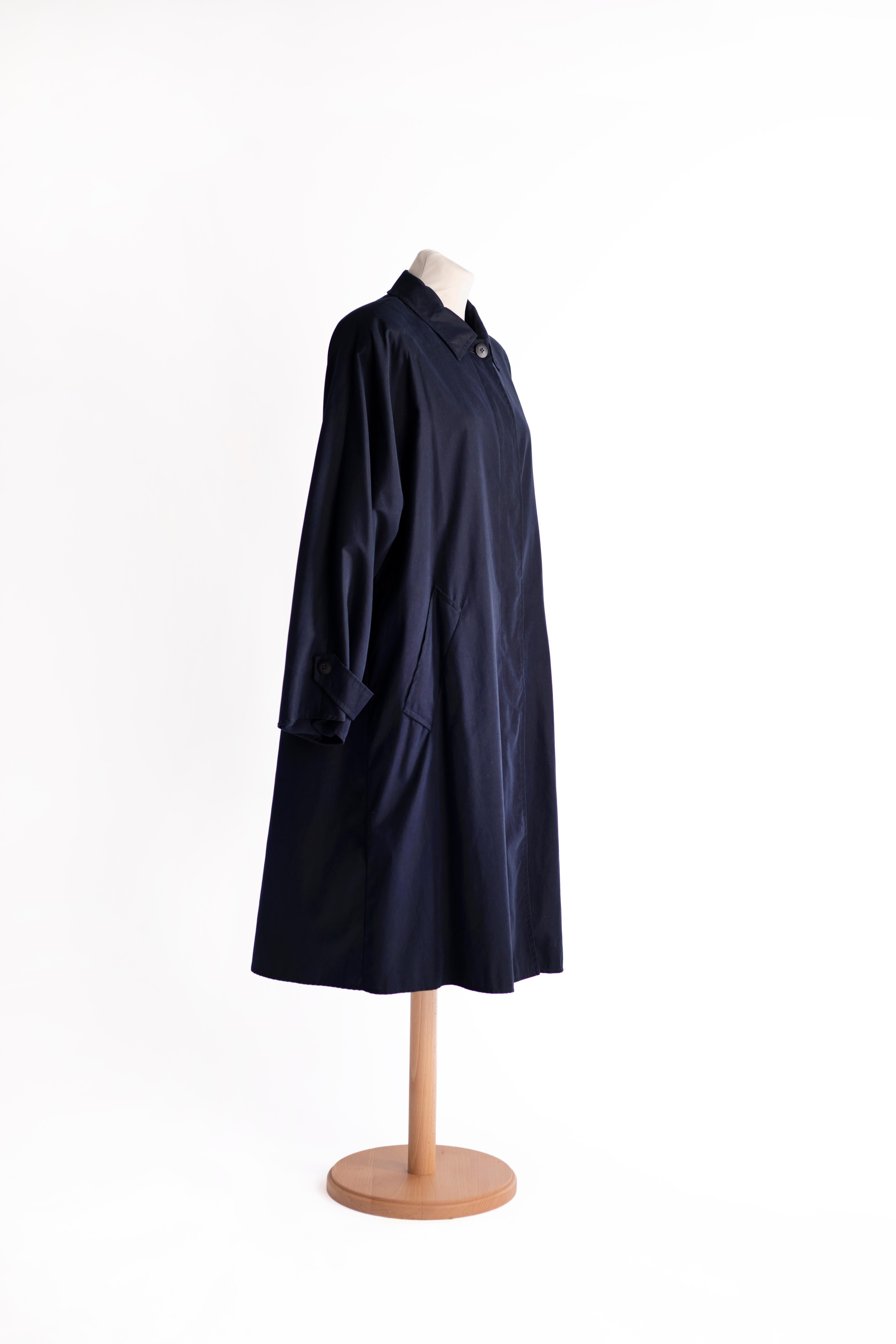 1980s Max Mara oversize trench coat In Excellent Condition In Milano, IT