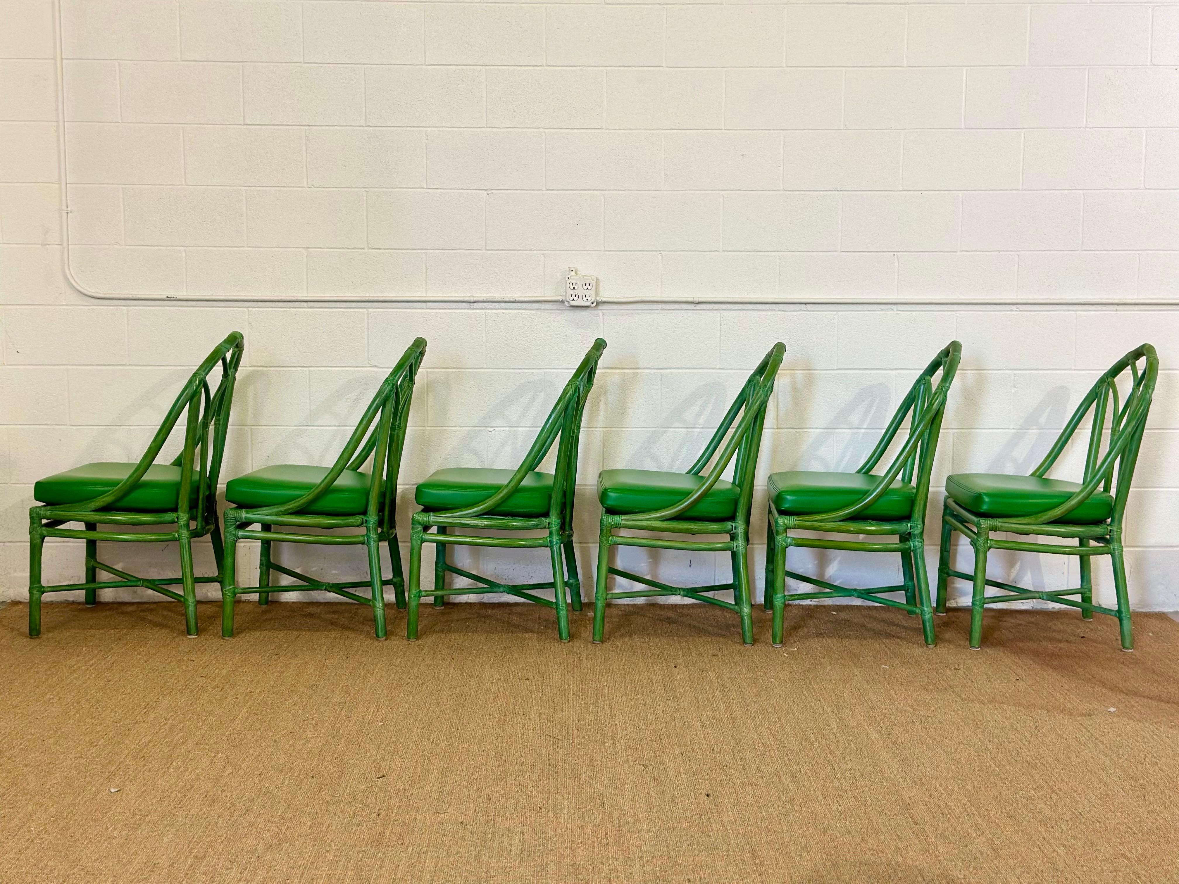 Sedie da pranzo con schienale a cattedrale in rattan verde McGuire degli anni '80 - Set di sei sedie in vendita 6