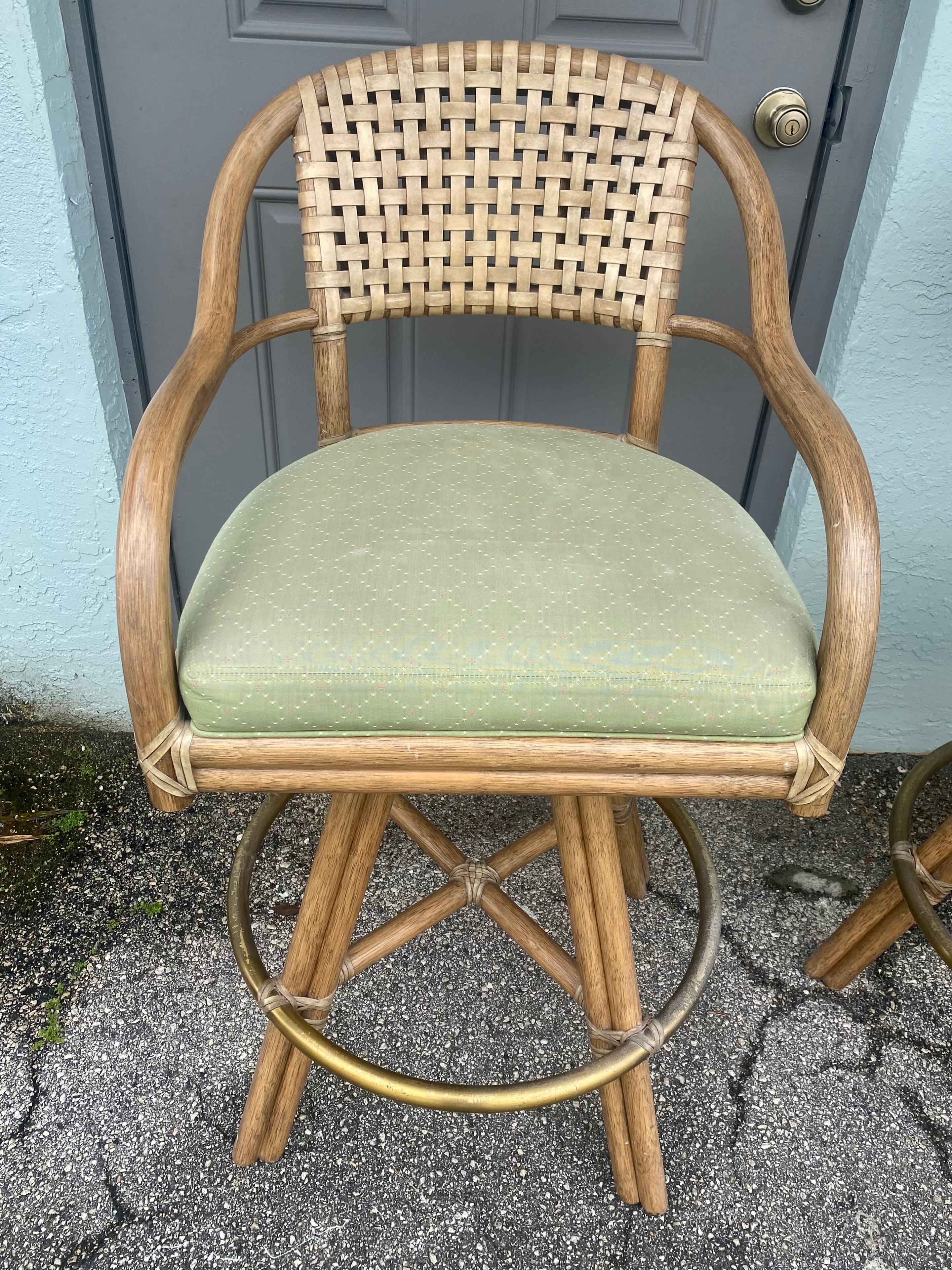1980s McGuire Swivel Rattan and Leather Bar Stools, Set of 3 For Sale 1