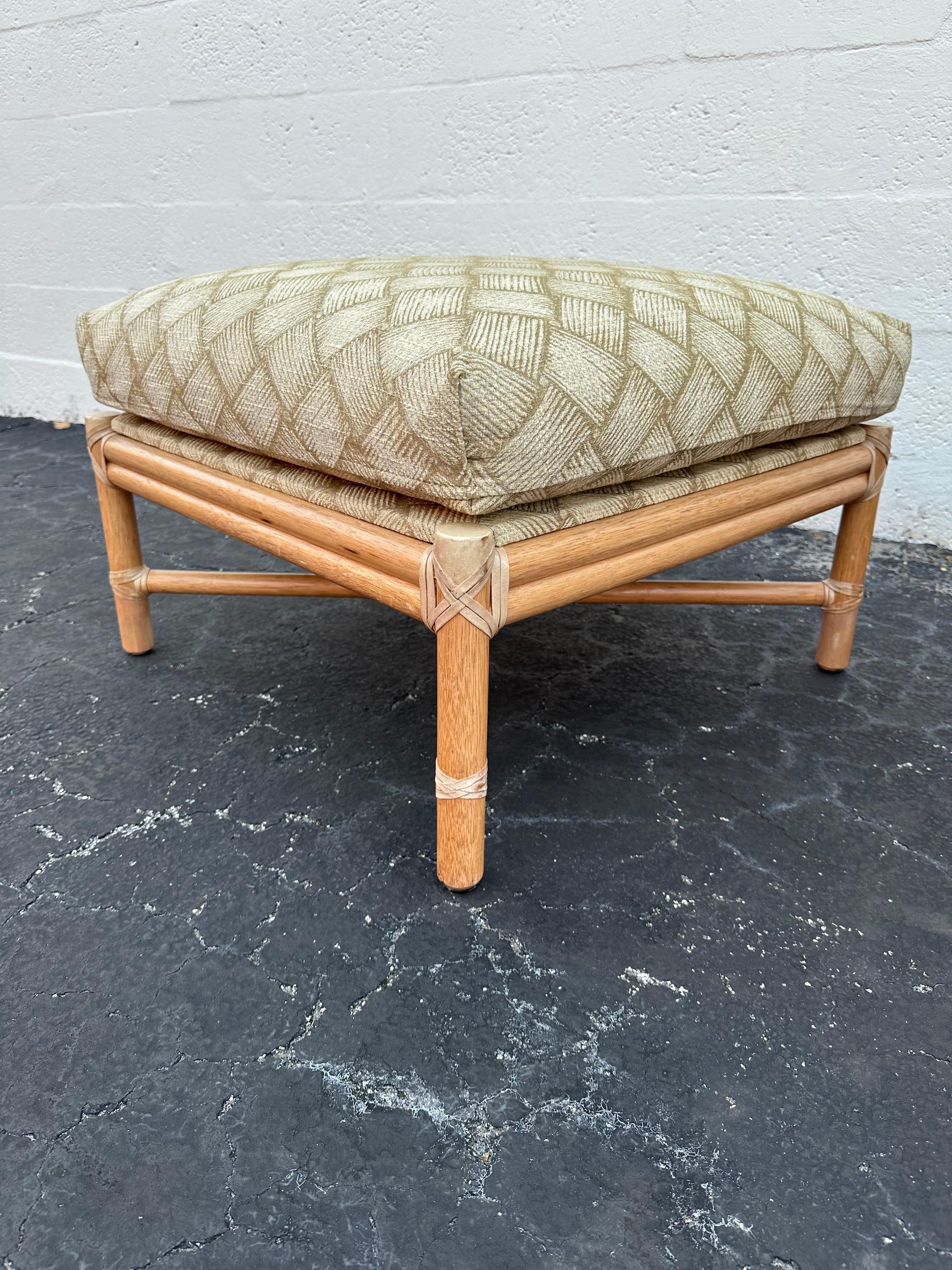 Sedia ottomana anni '80 McGuire in rattan Greene & Greene, Set di 2 in vendita 6