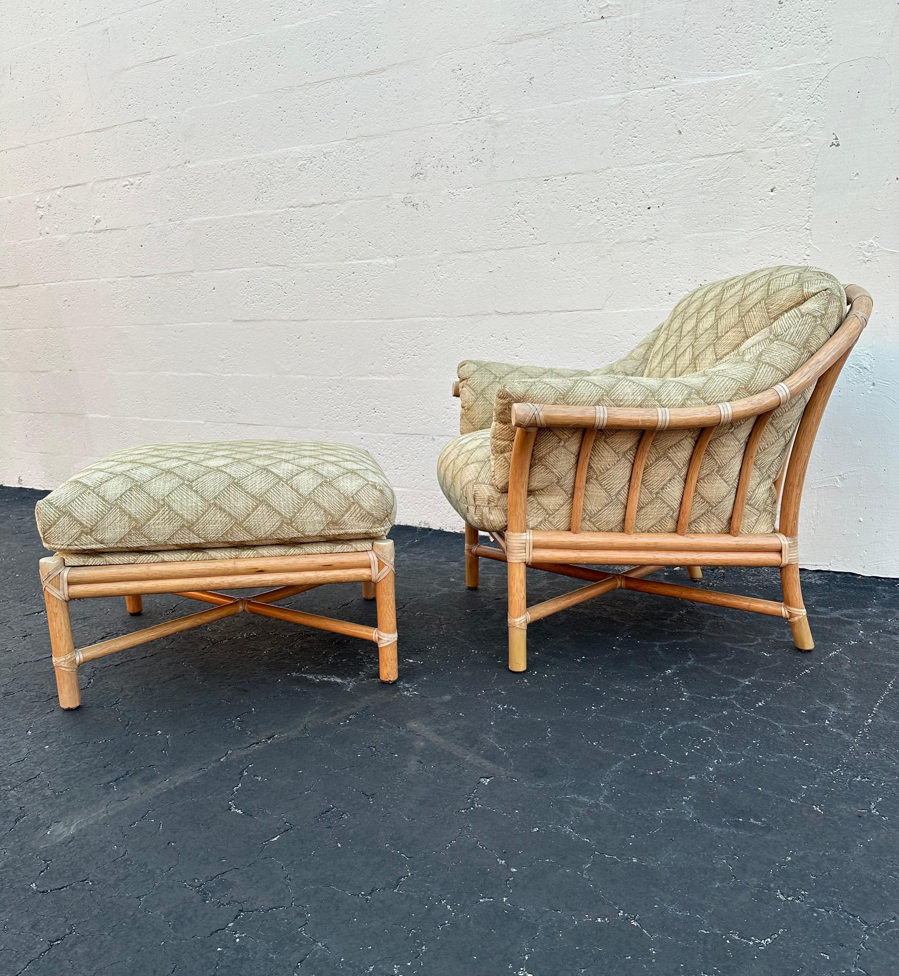 Sedia ottomana anni '80 McGuire in rattan Greene & Greene, Set di 2 In condizioni buone in vendita a Fort Lauderdale, FL