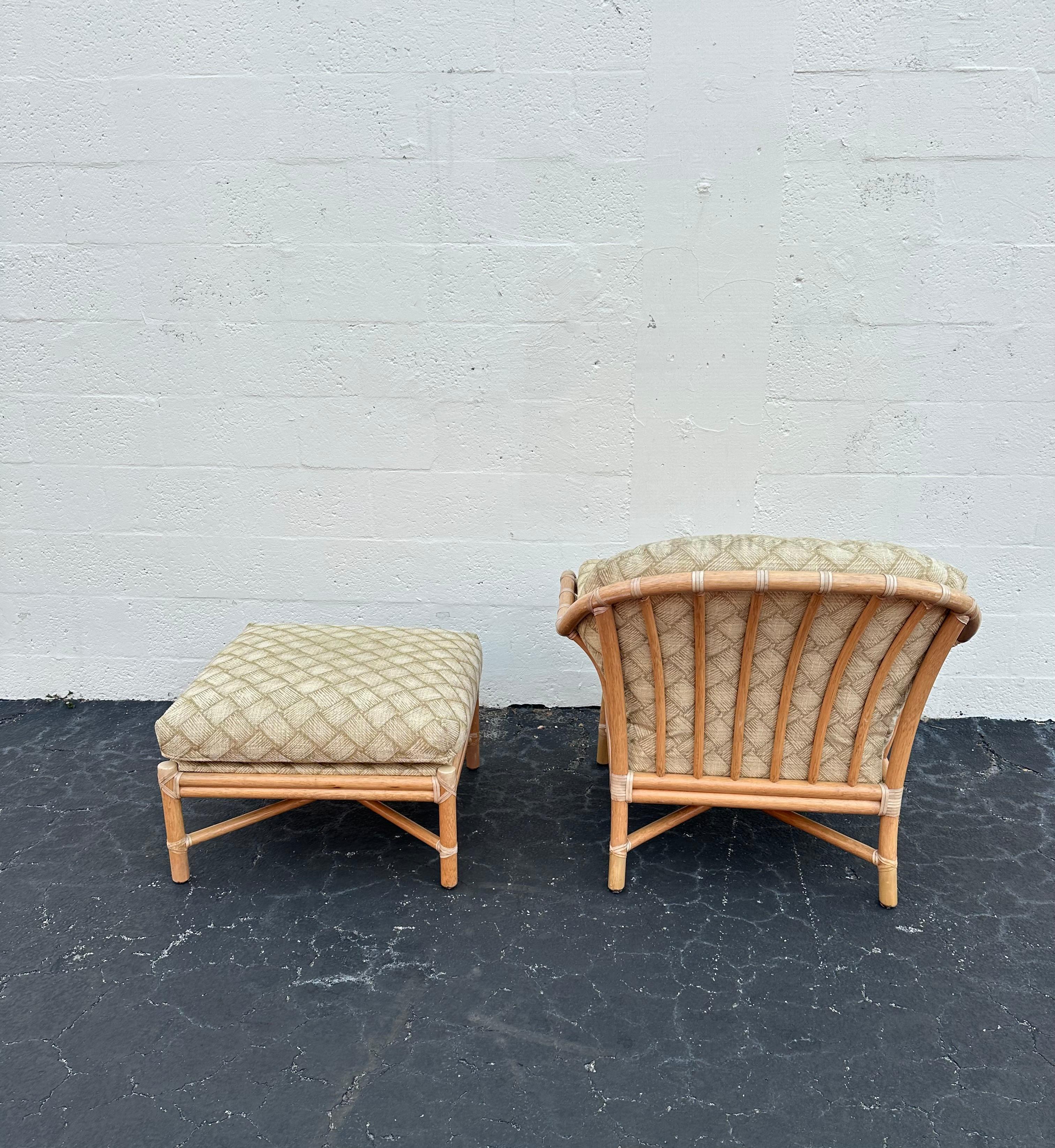 Sedia ottomana anni '80 McGuire in rattan Greene & Greene, Set di 2 in vendita 1