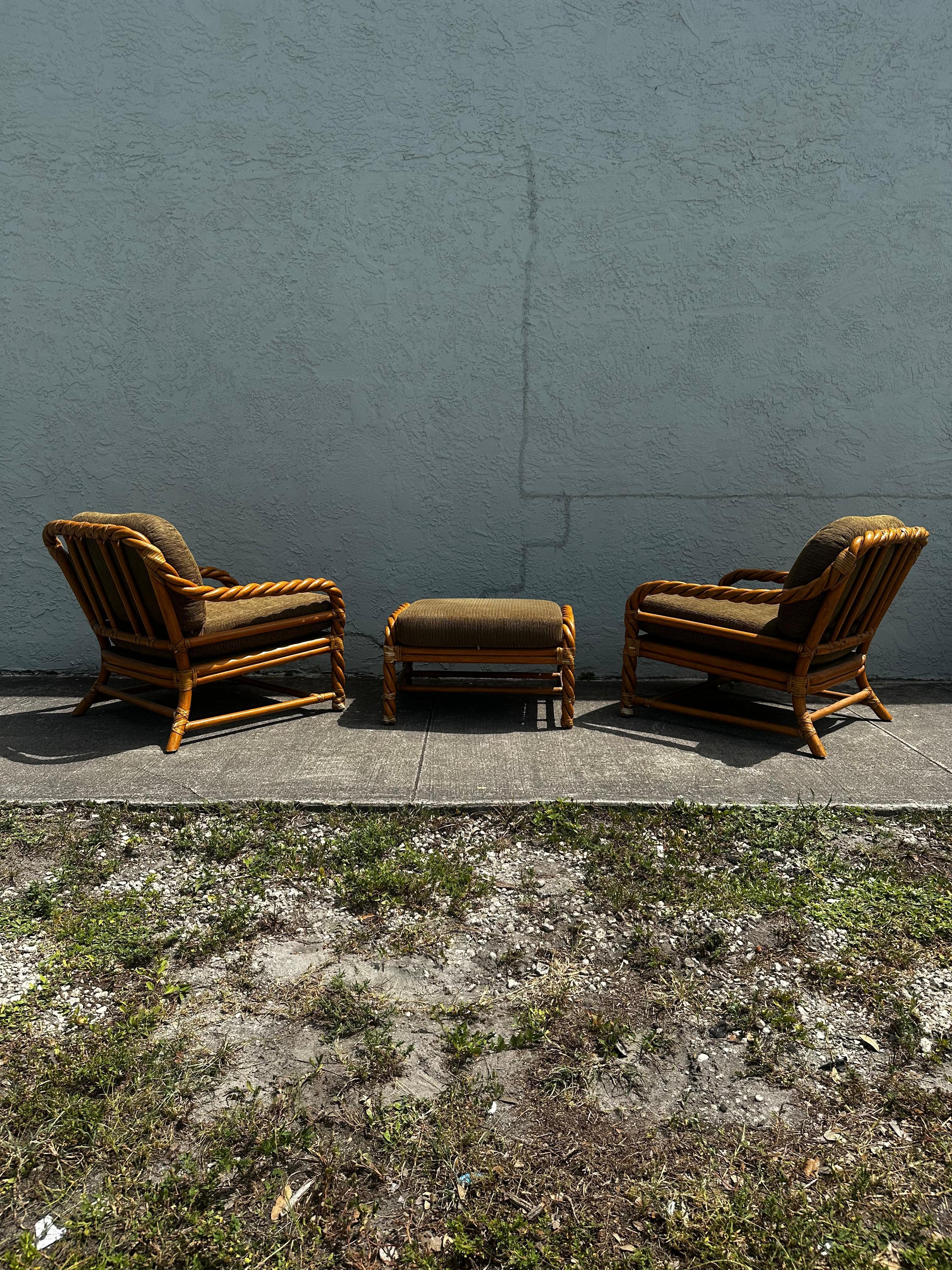1980s McGuire Rattan Green Beige Chairs and Ottoman, Set of 3 In Good Condition For Sale In Fort Lauderdale, FL