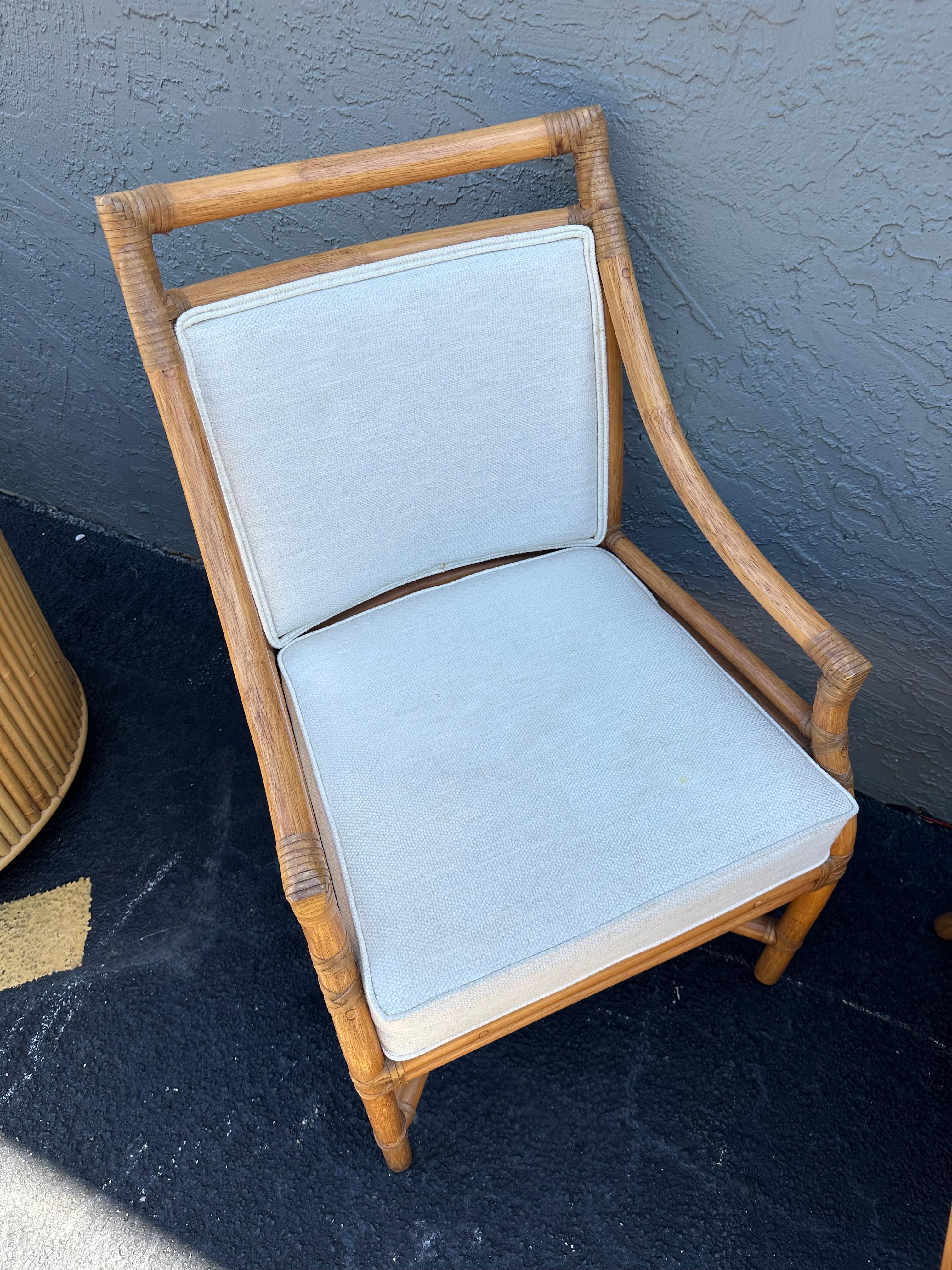 1980er Jahre McGuire Stil Target Back Stacked Rattan-Esszimmerstühle, 4er-Set im Angebot 8