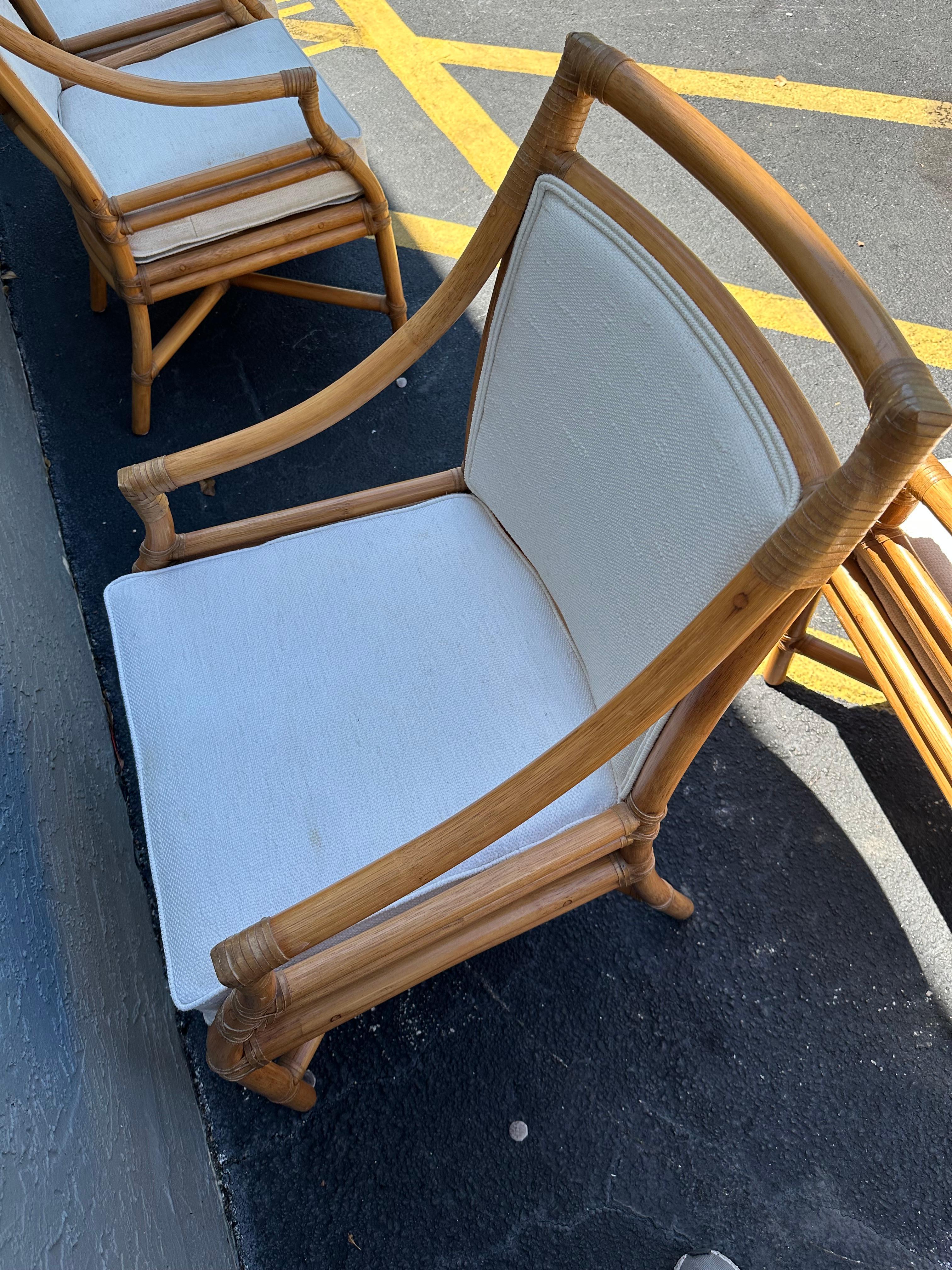 1980er Jahre McGuire Stil Target Back Stacked Rattan-Esszimmerstühle, 4er-Set im Angebot 9