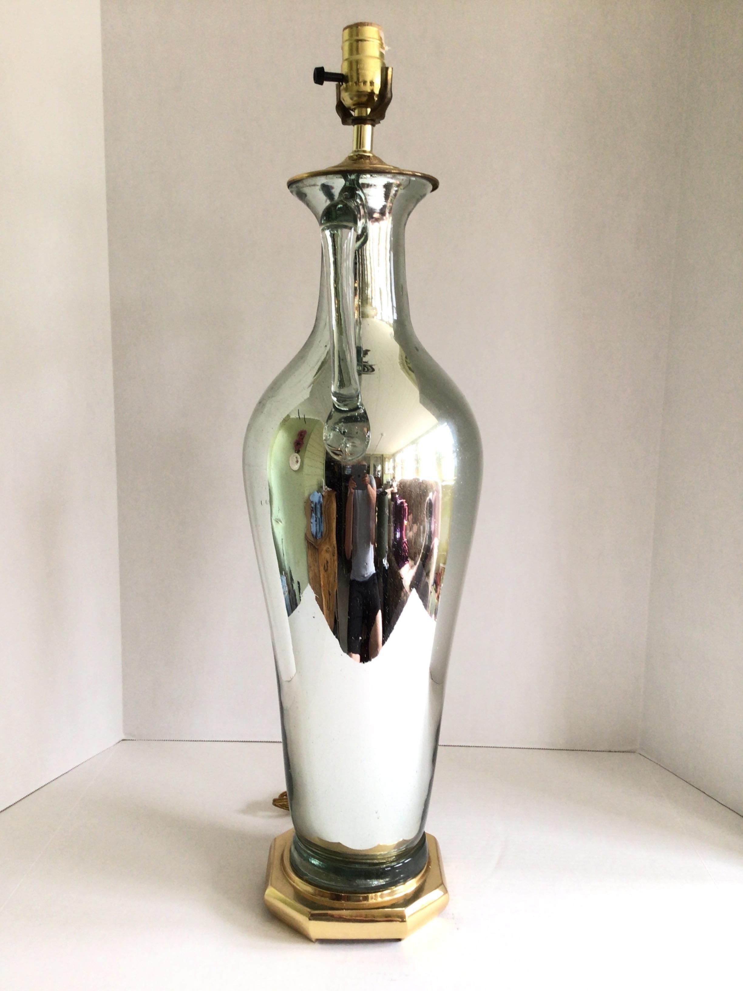Lampe en verre mercuré des années 1980 sur base en laiton Bon état - En vente à Tarrytown, NY