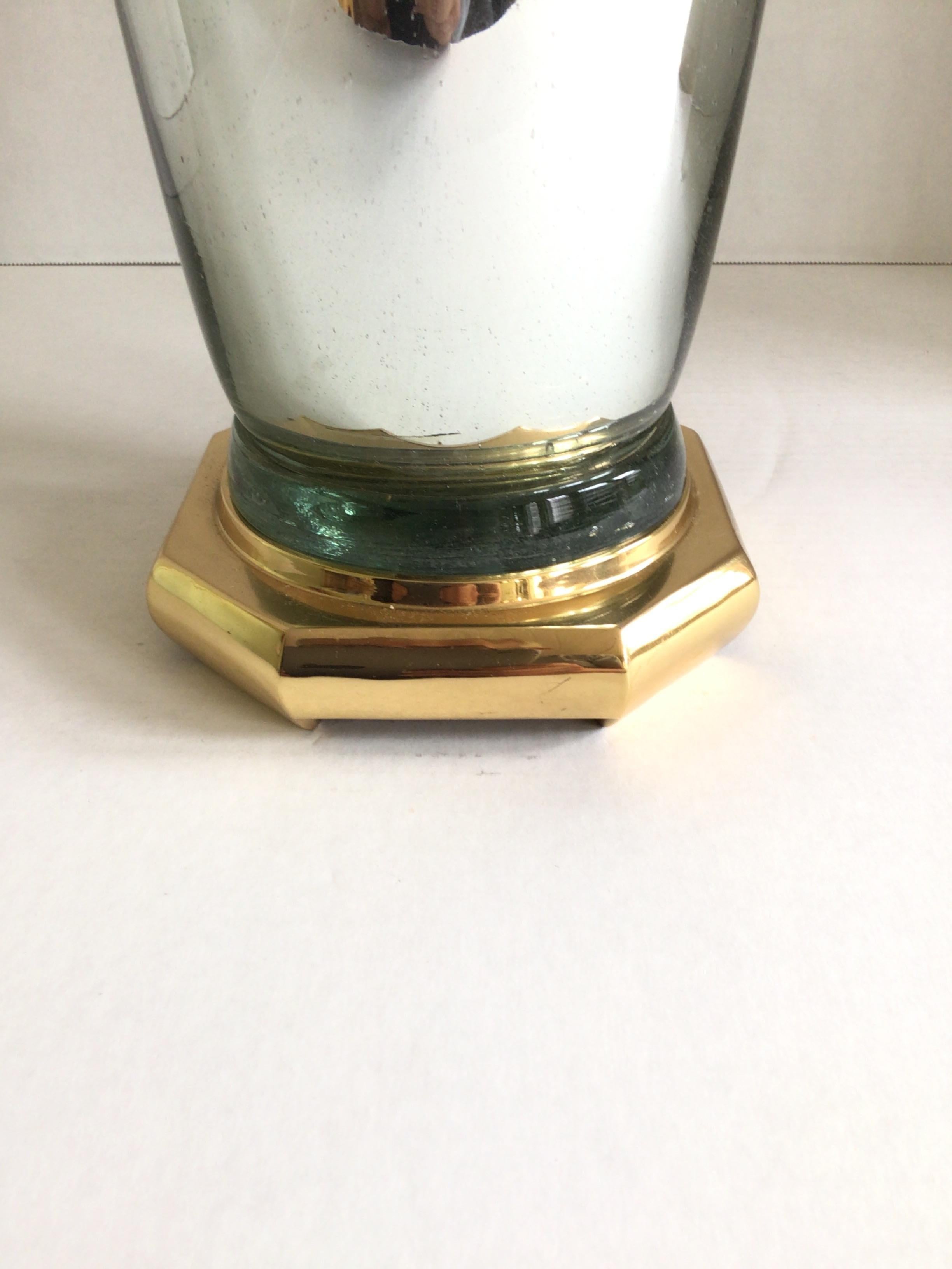 Lampe en verre mercuré des années 1980 sur base en laiton en vente 3