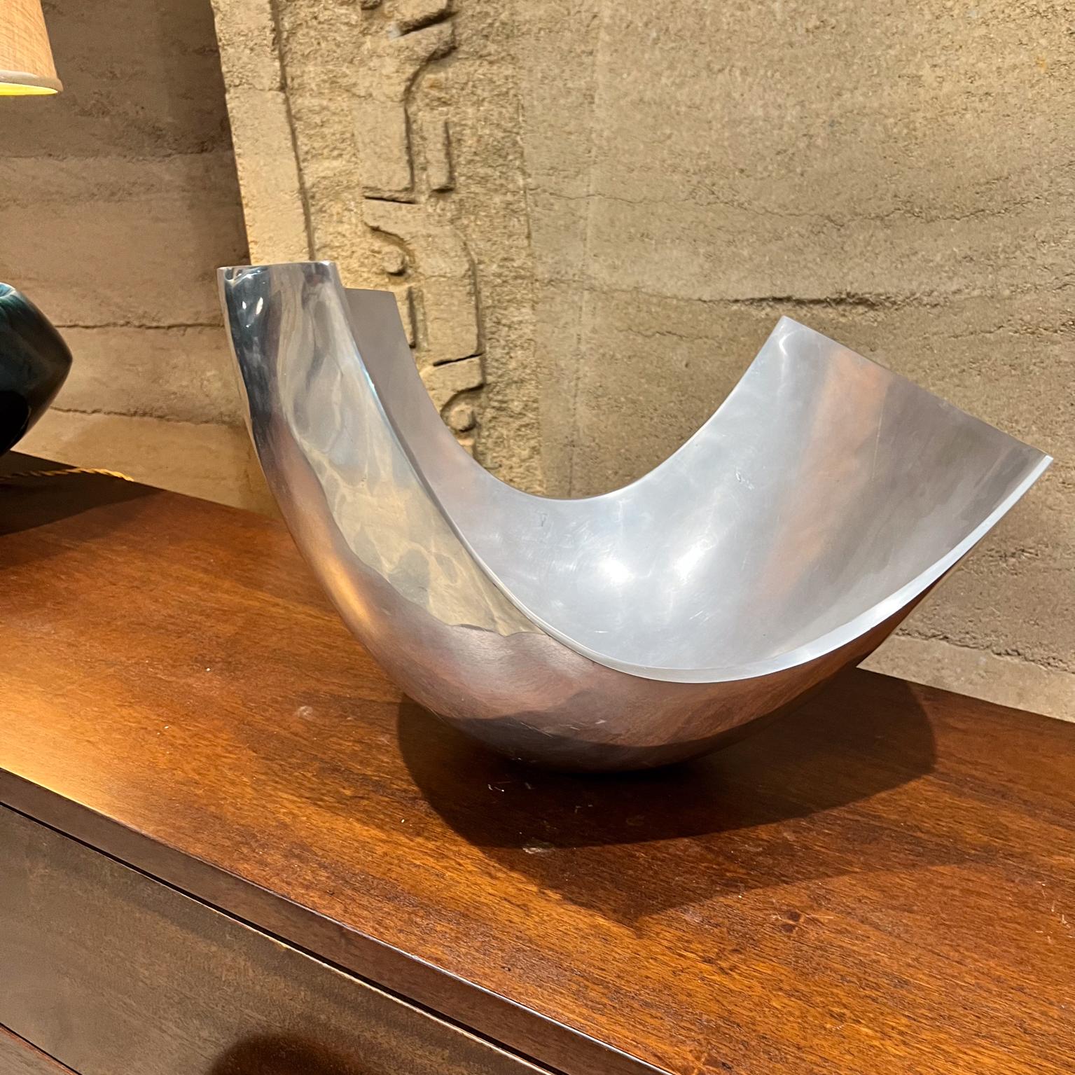 1980s Michael Lax Design Sculptural Serving Bowl for Metaal For Sale 1