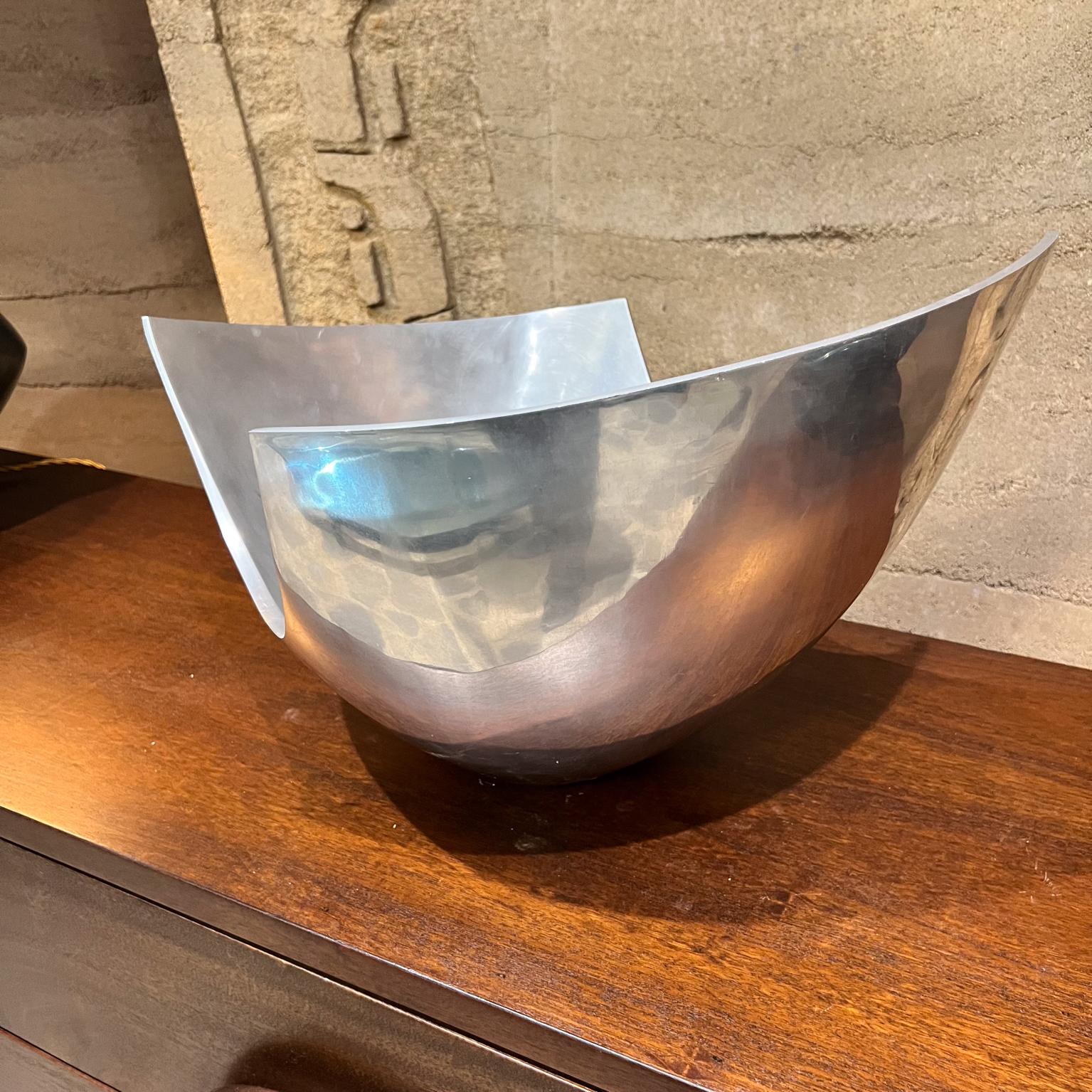 Modern 1980s Michael Lax Design Sculptural Serving Bowl for Metaal For Sale