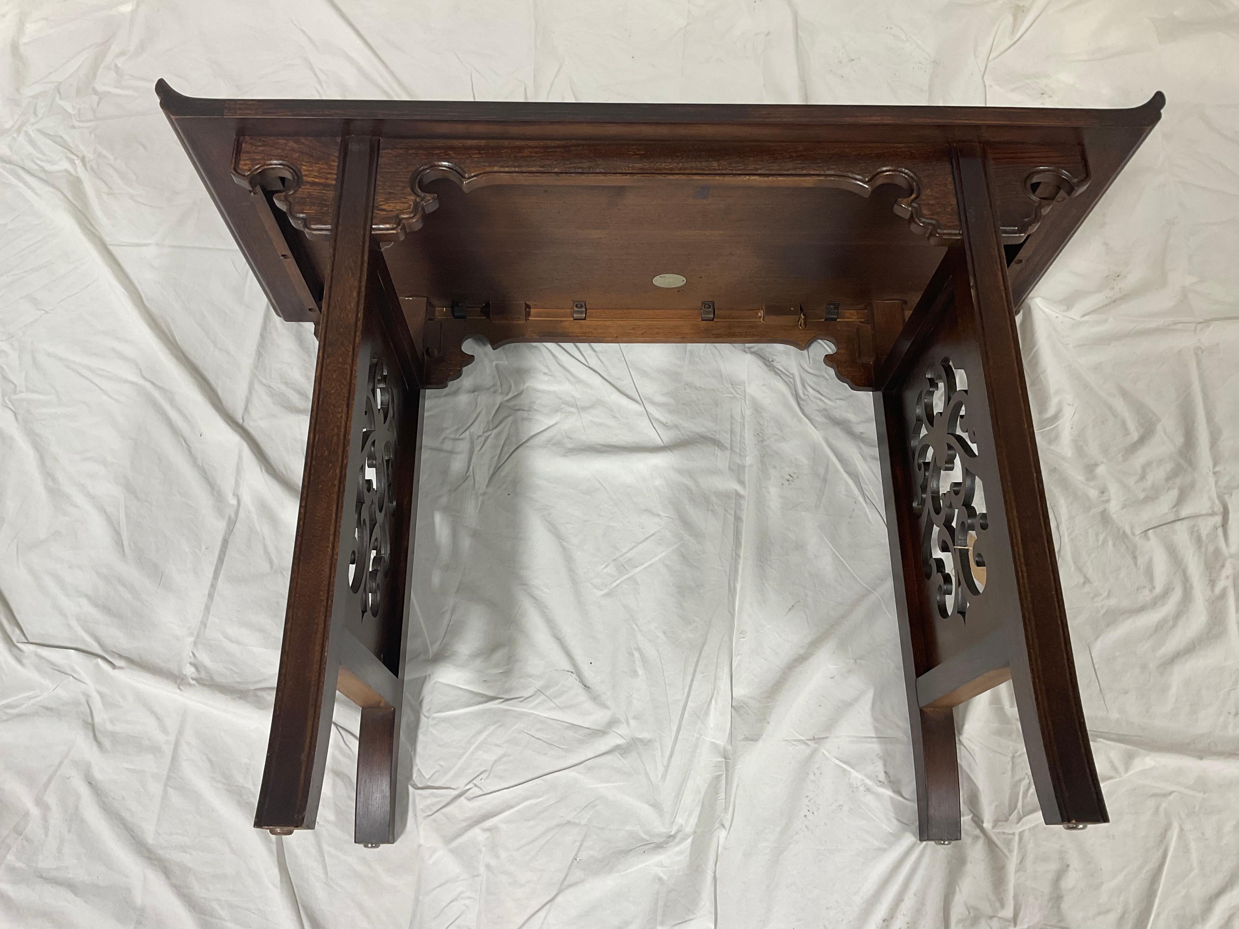1980s Michael Taylor for Baker Furn. Altar Table In Good Condition For Sale In Marietta, GA